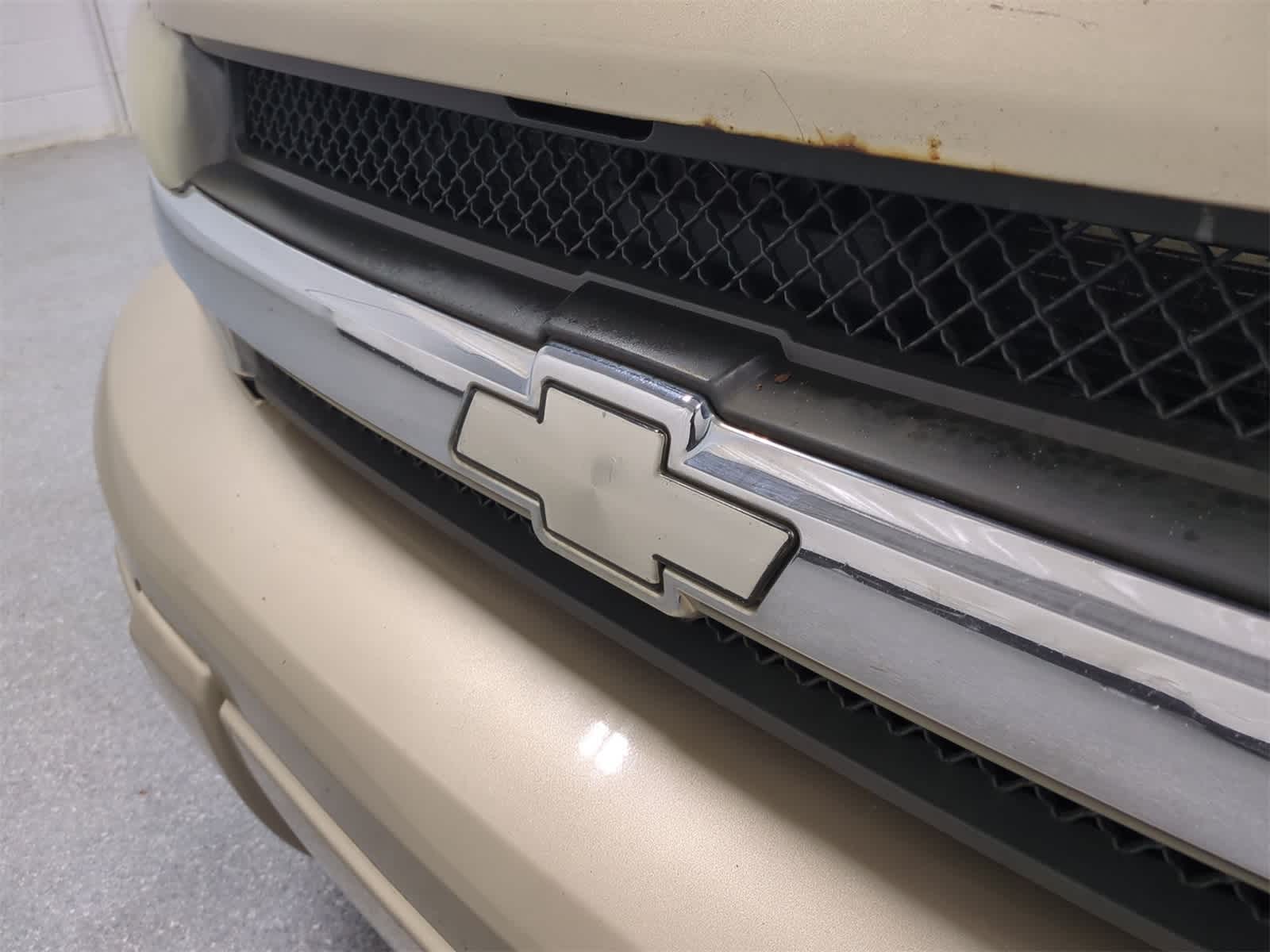 Thumbnail: 2004 Chevrolet TrailBlazer - 12