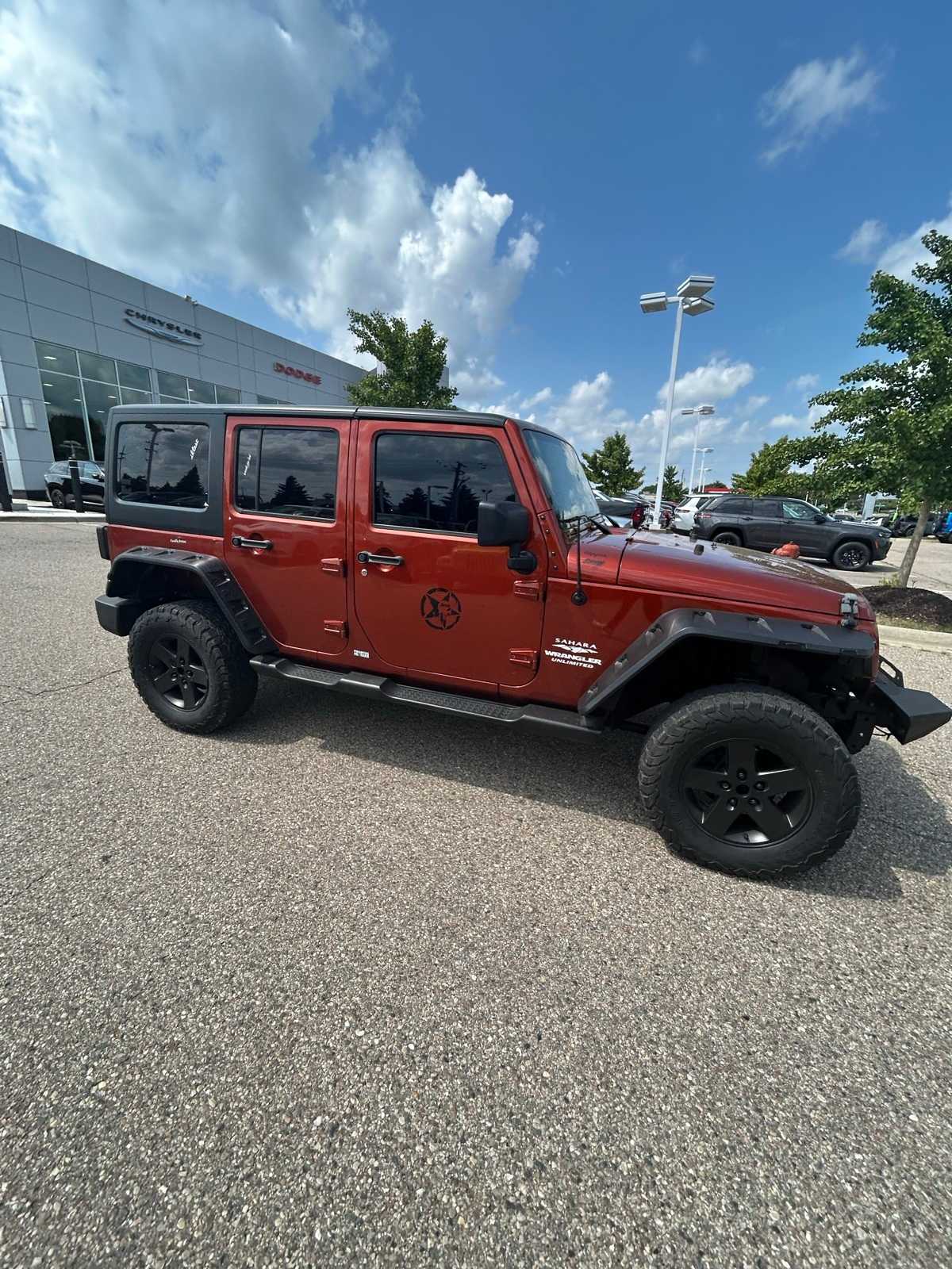 Thumbnail: 2014 Jeep Wrangler - 11