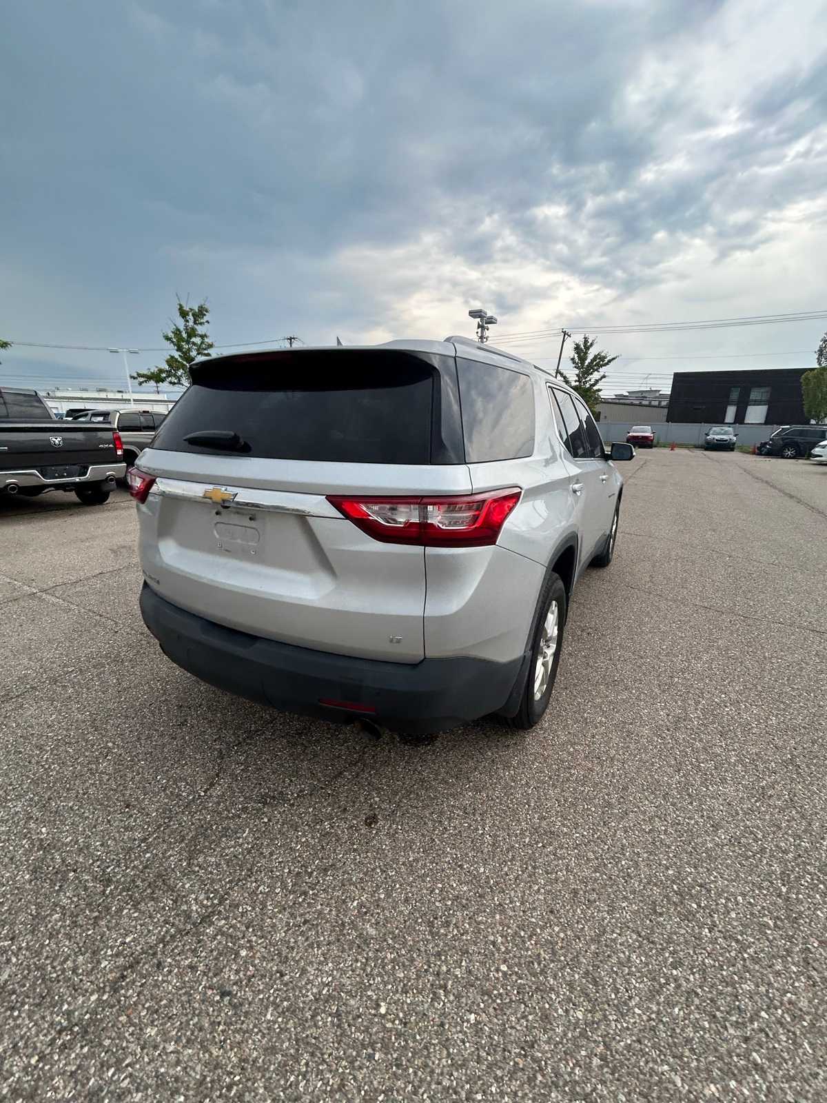 Thumbnail: 2018 Chevrolet Traverse - 15
