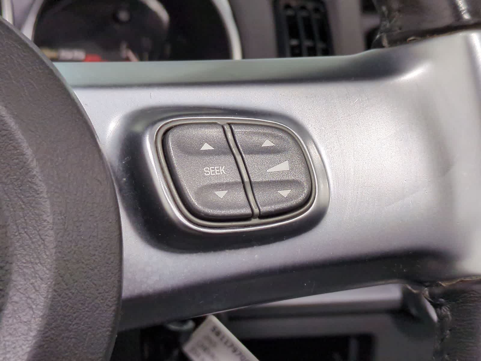 Thumbnail: 2005 Chevrolet SSR - 22