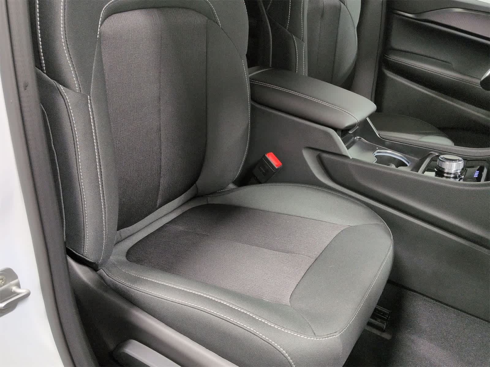 Thumbnail: 2025 Jeep Grand Cherokee - 24