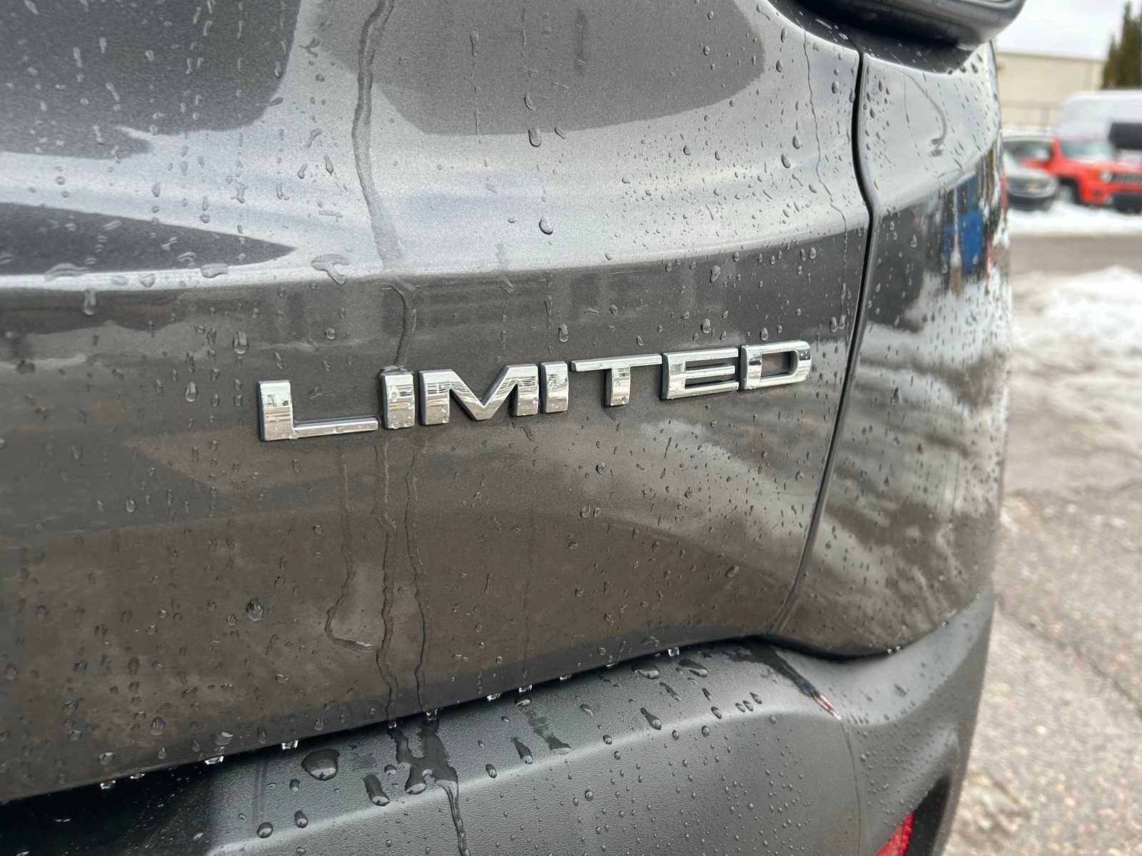 Thumbnail: 2019 Jeep Renegade - 26