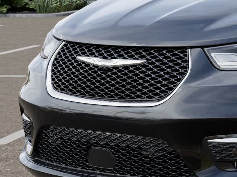 Thumbnail: 2026 Chrysler Pacifica - 11