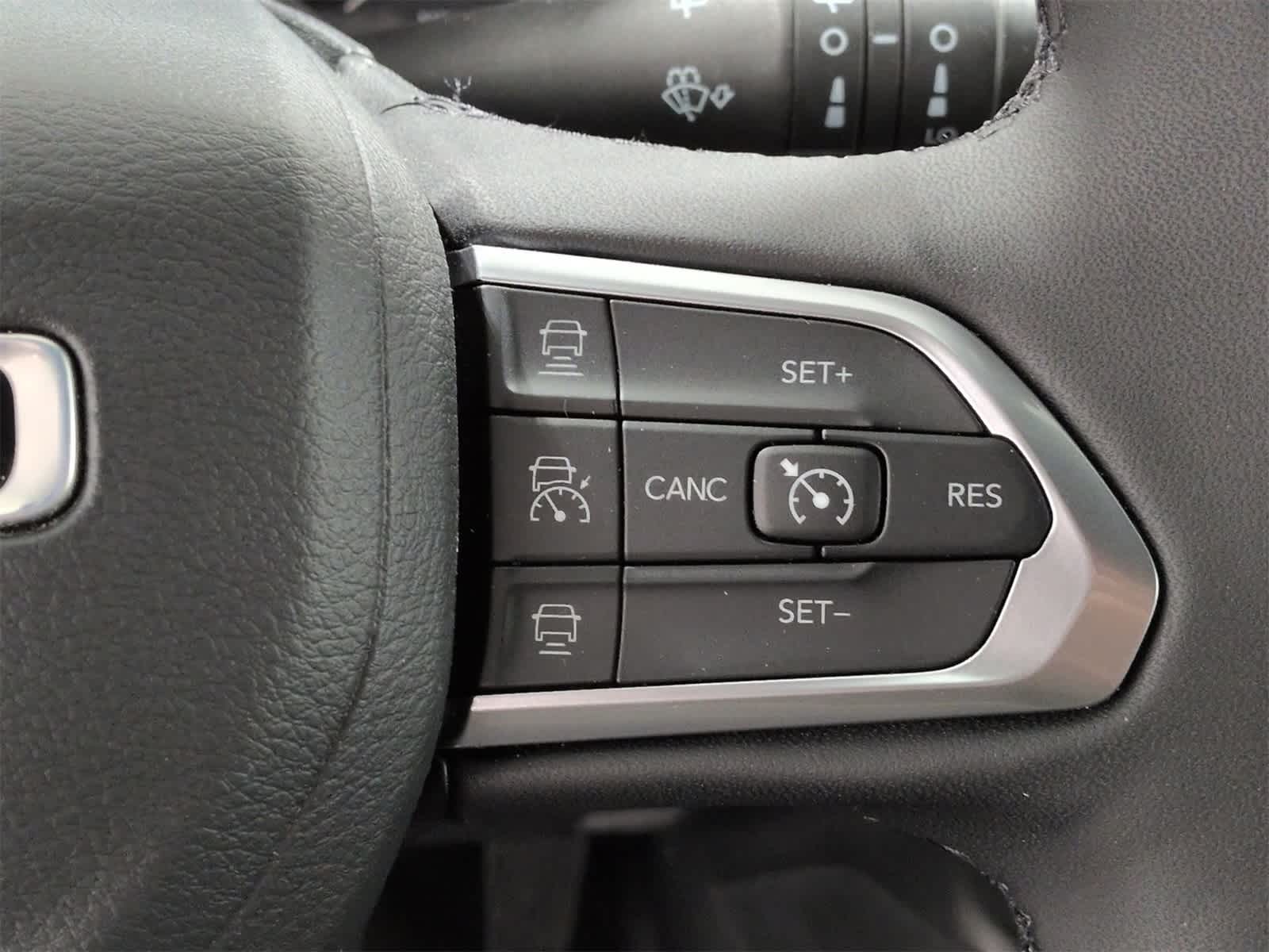 Thumbnail: 2023 Jeep Compass - 25