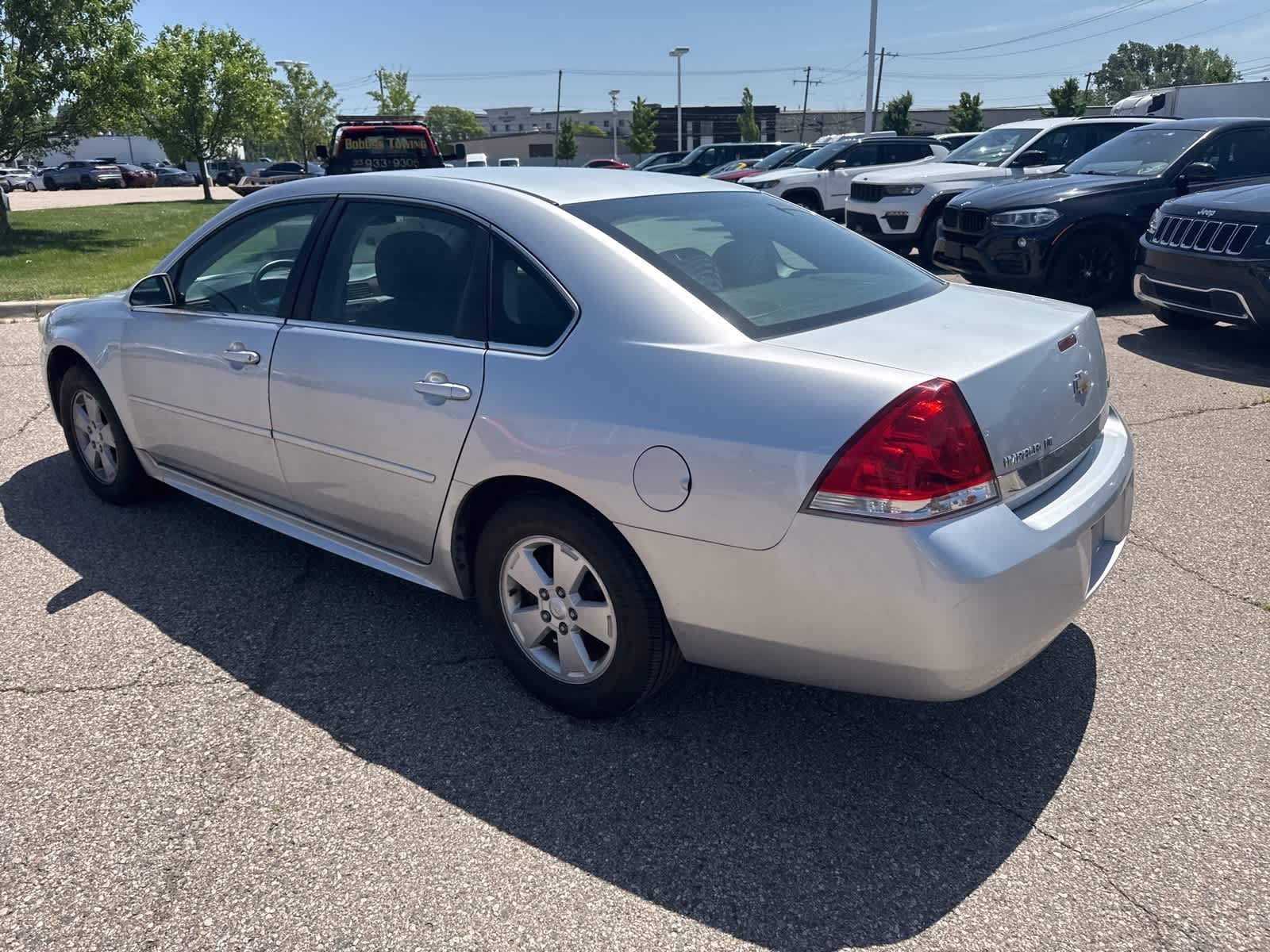 Thumbnail: 2011 Chevrolet Impala - 23