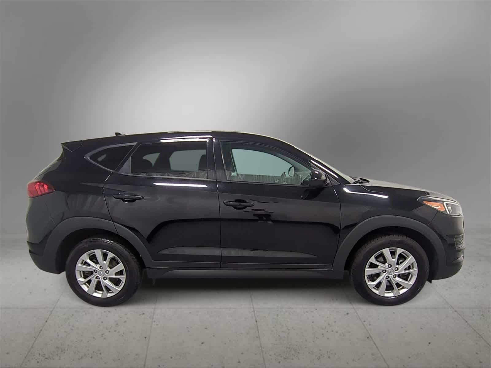 Thumbnail: 2019 Hyundai Tucson - 9
