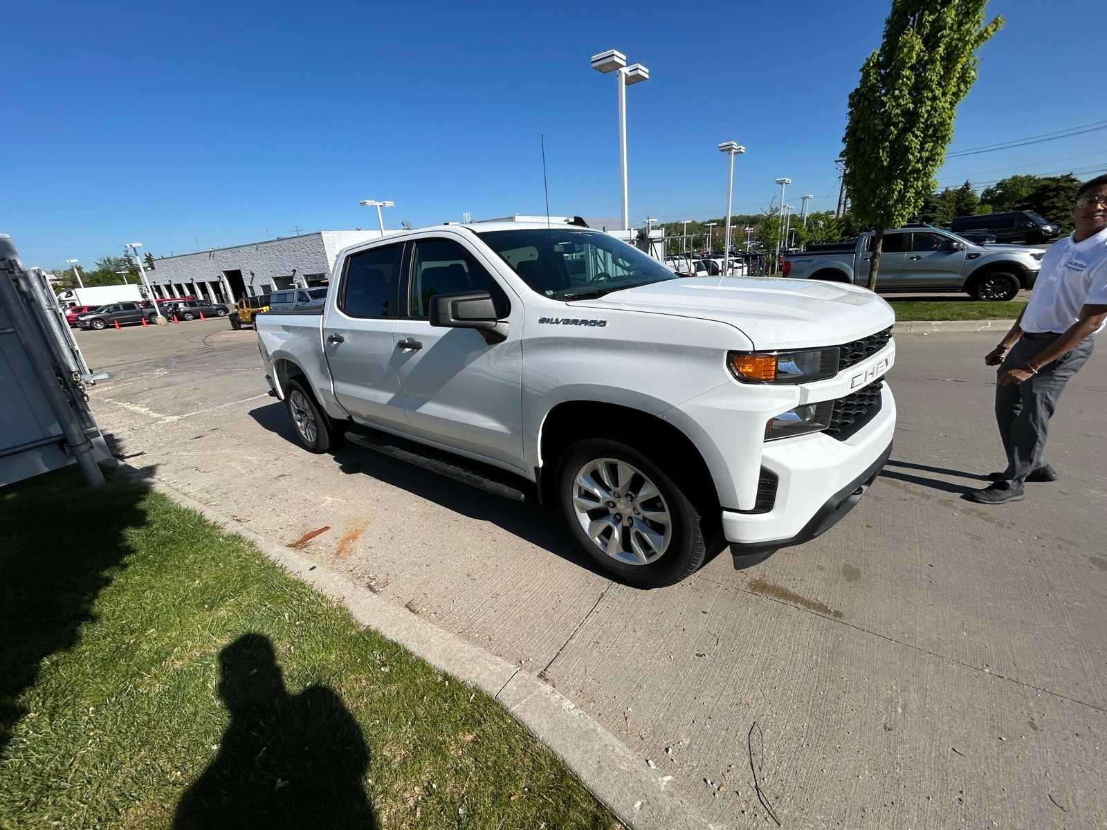 Thumbnail: 2020 Chevrolet Silverado 1500 - 14