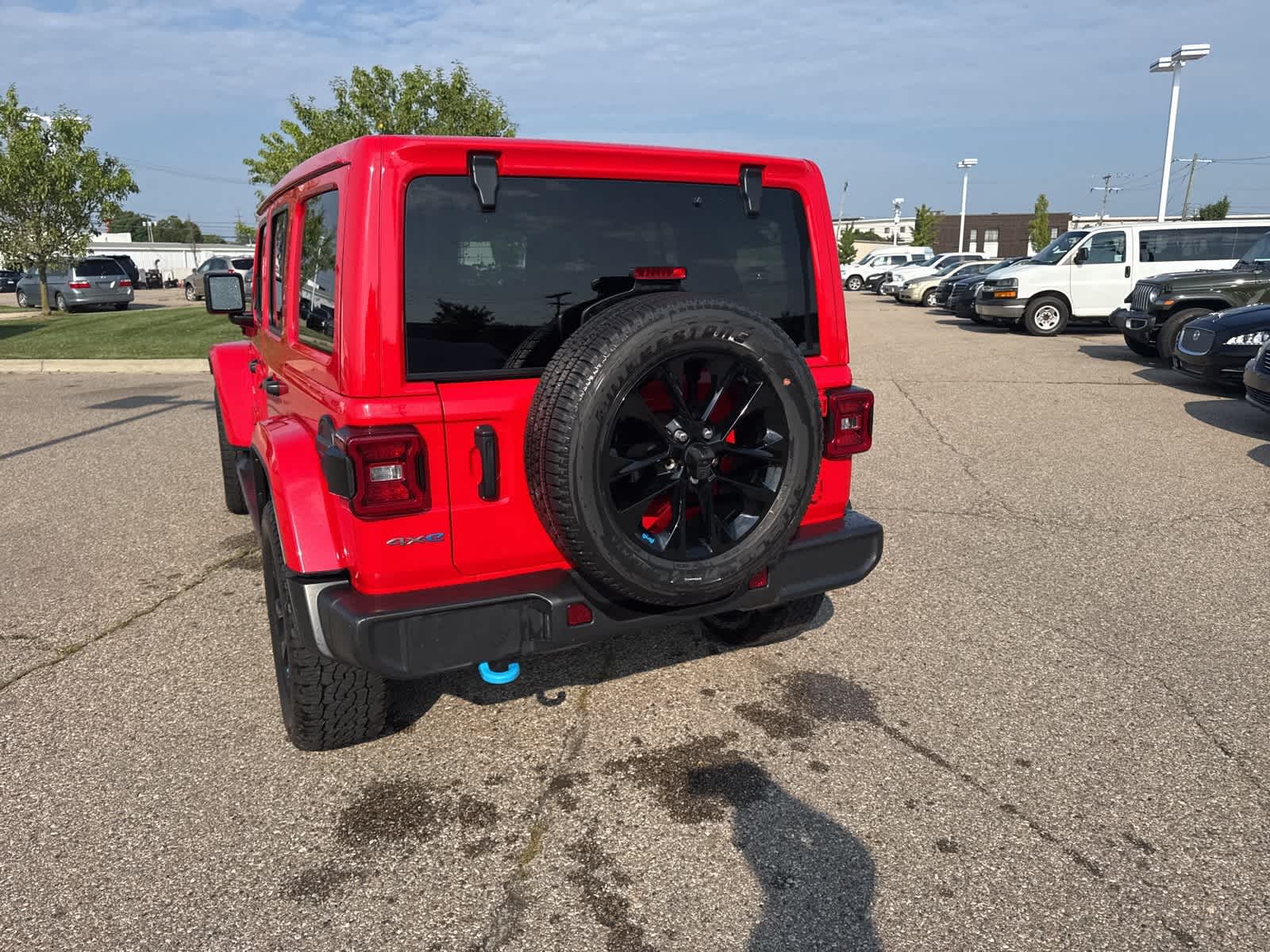 Thumbnail: 2022 Jeep Wrangler - 21