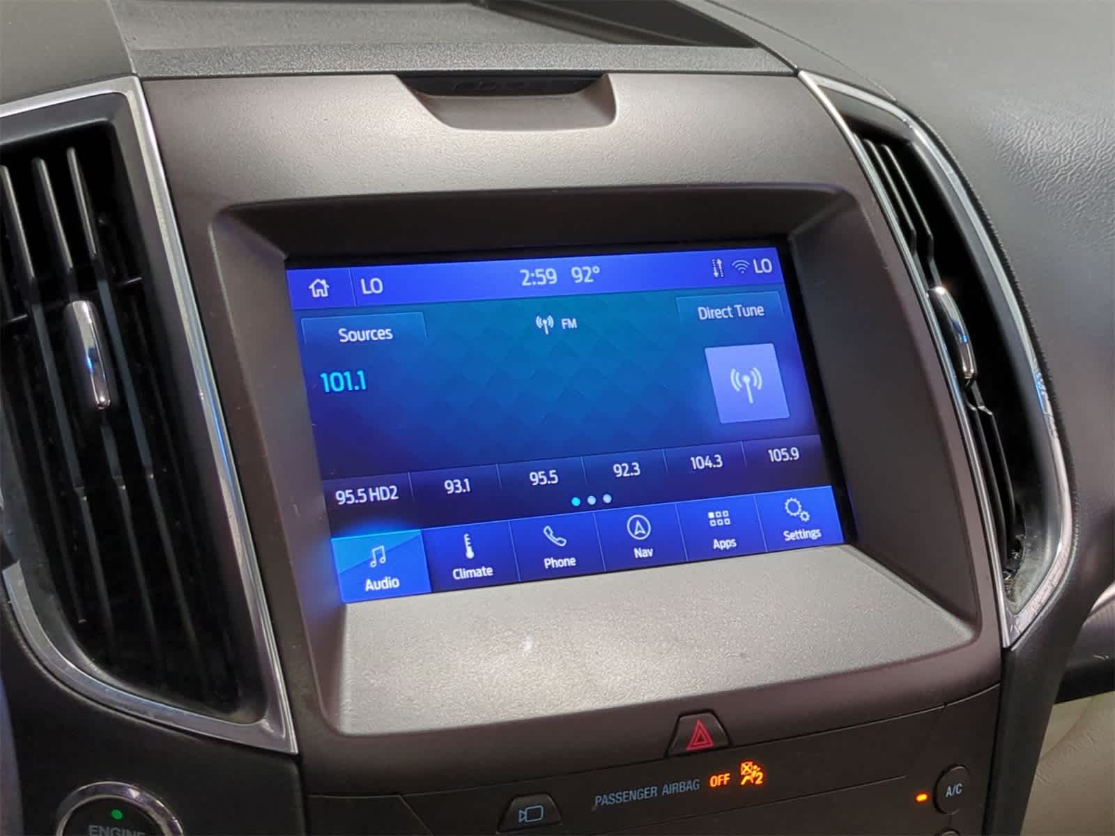 Thumbnail: 2020 Ford Edge - 30