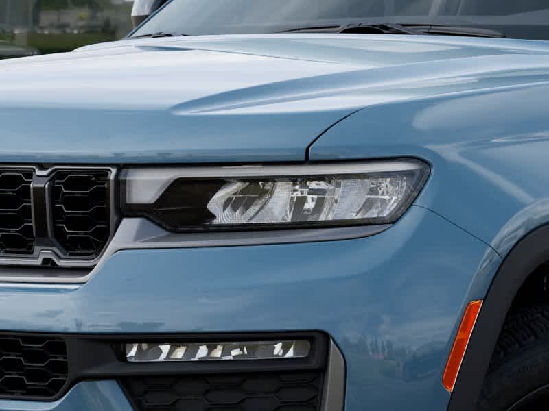 Thumbnail: 2026 Jeep Grand Cherokee - 10