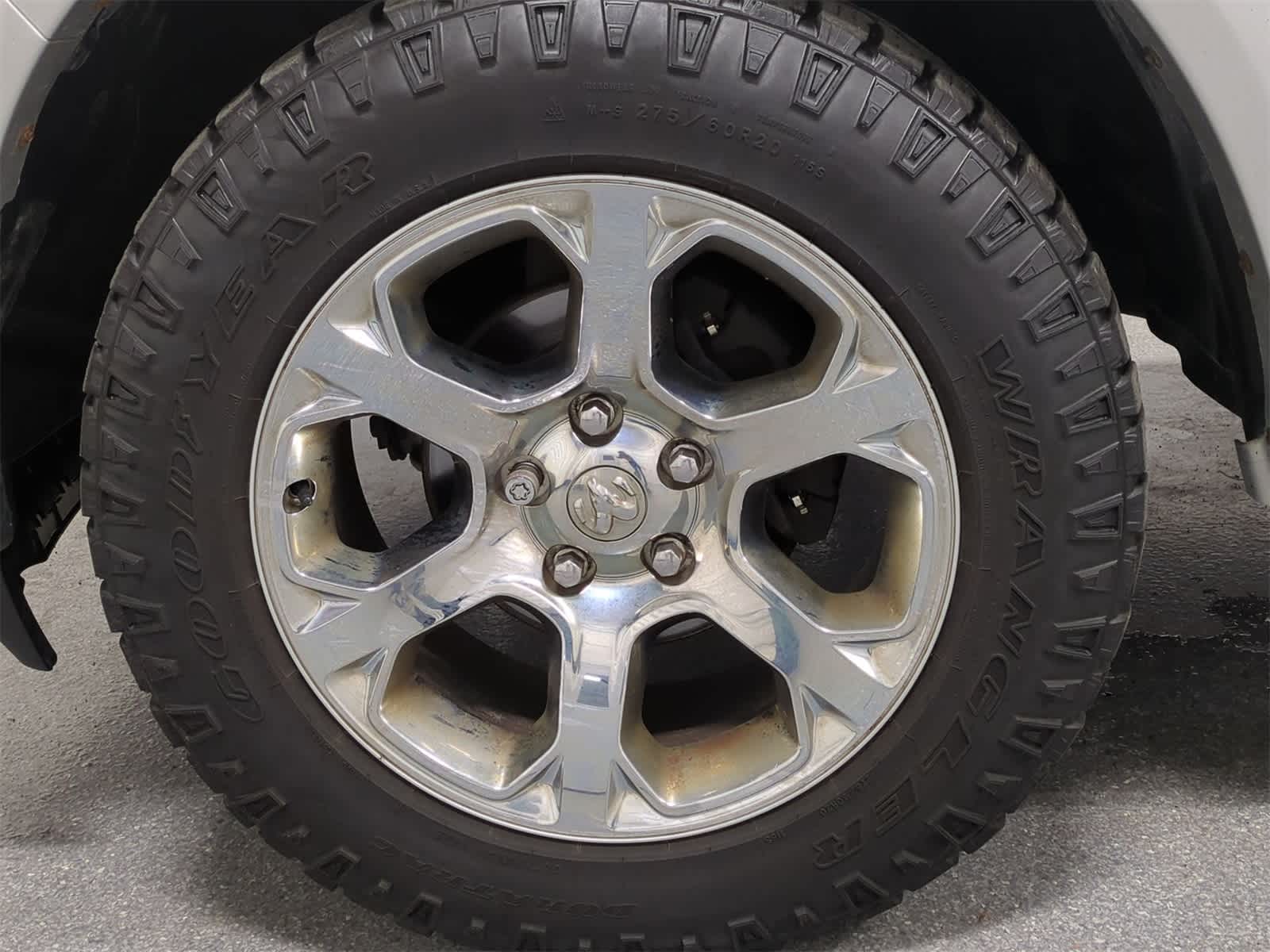 2016 RAM 1500 Laramie 14