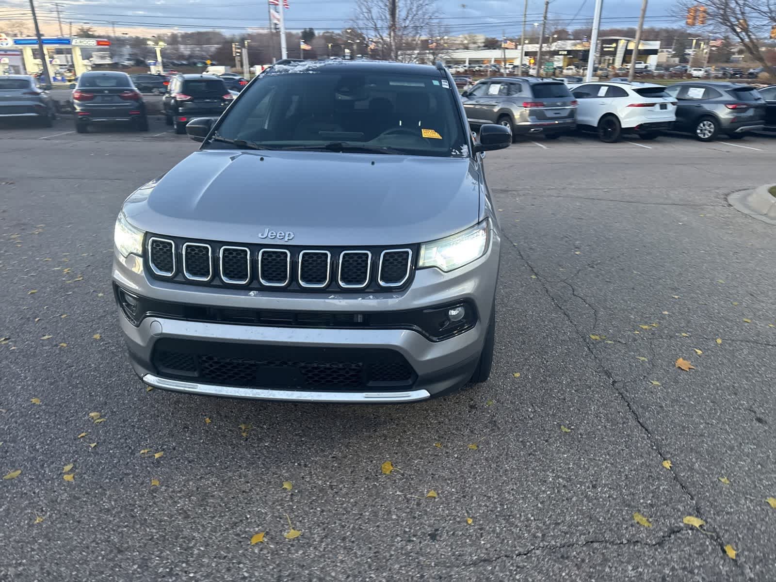 2023 Jeep Compass Limited photo 3