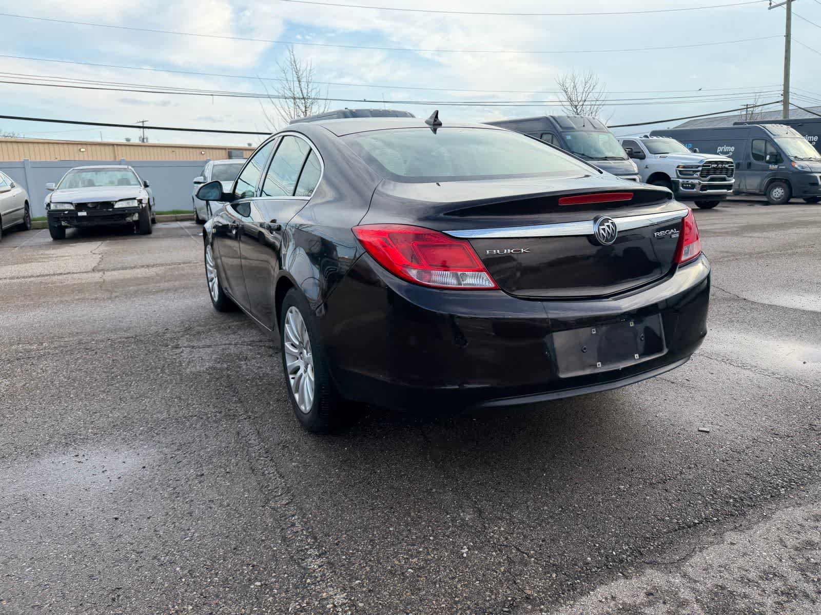 Thumbnail: 2011 Buick Regal - 26