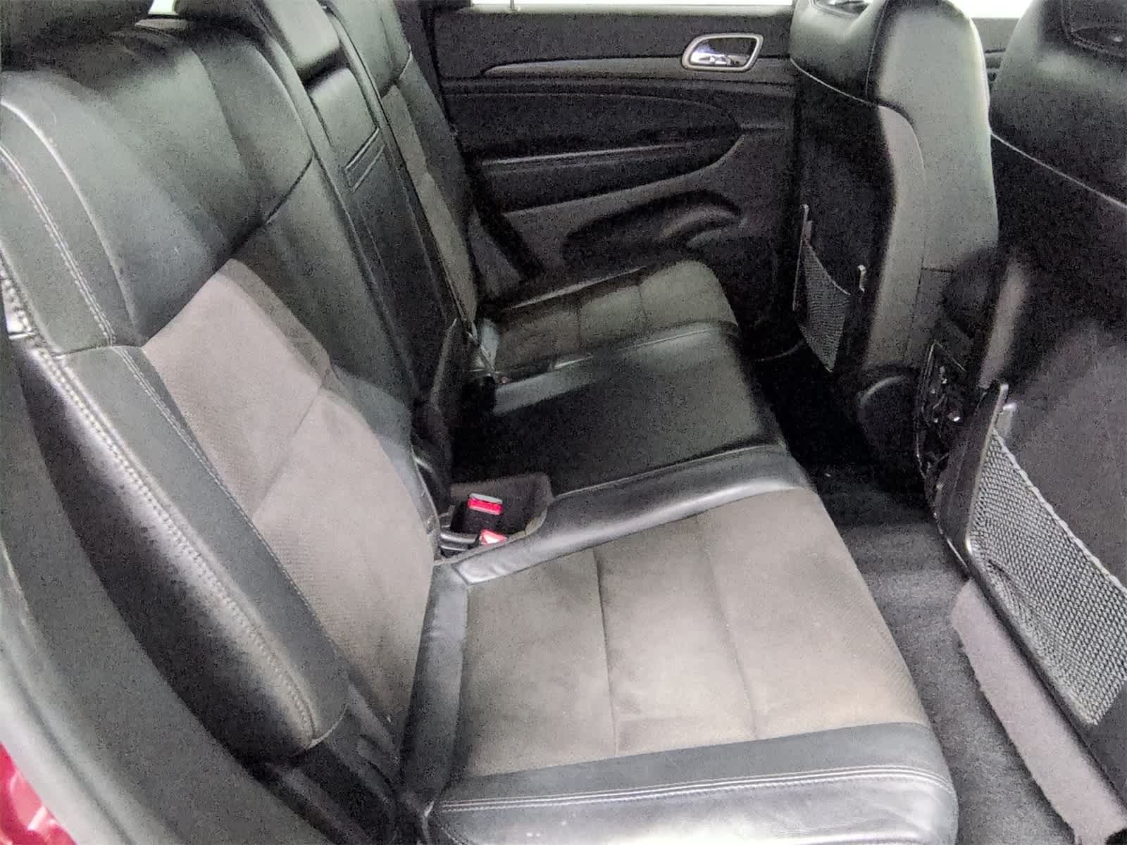 Thumbnail: 2021 Jeep Grand Cherokee - 21