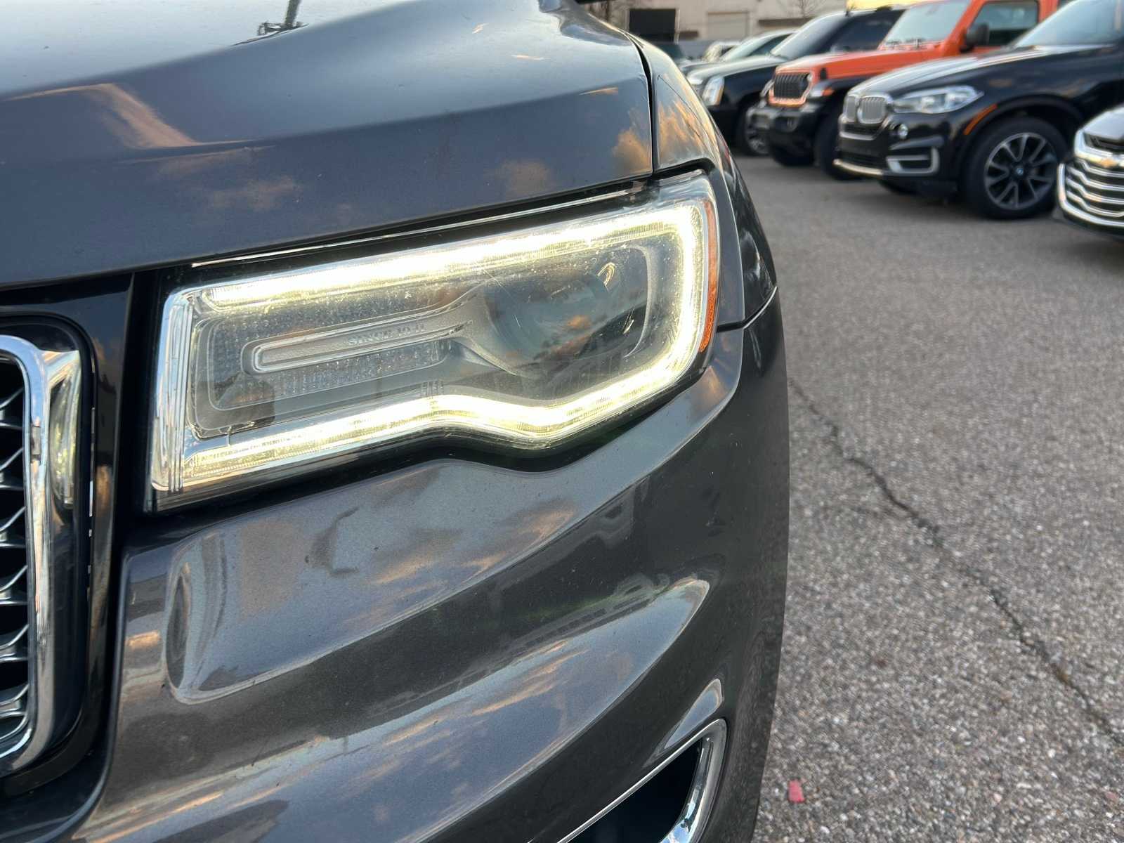 Thumbnail: 2018 Jeep Grand Cherokee - 22