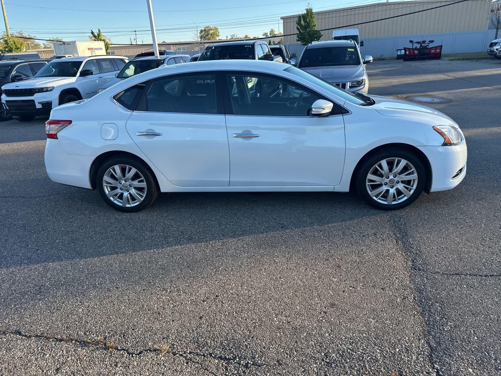 Thumbnail: 2013 Nissan Sentra - 8