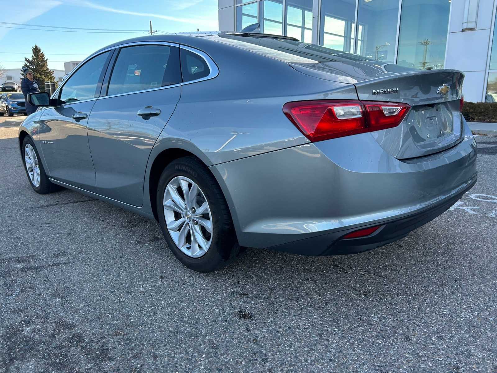 Thumbnail: 2023 Chevrolet Malibu - 21