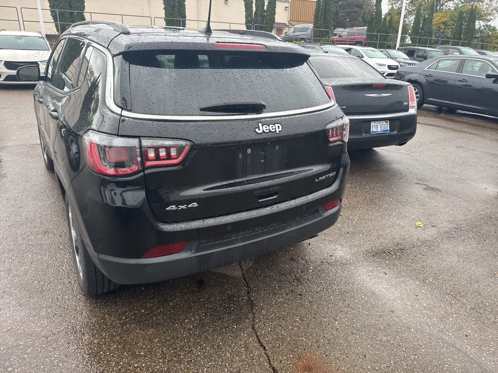 Thumbnail: 2021 Jeep Compass - 16