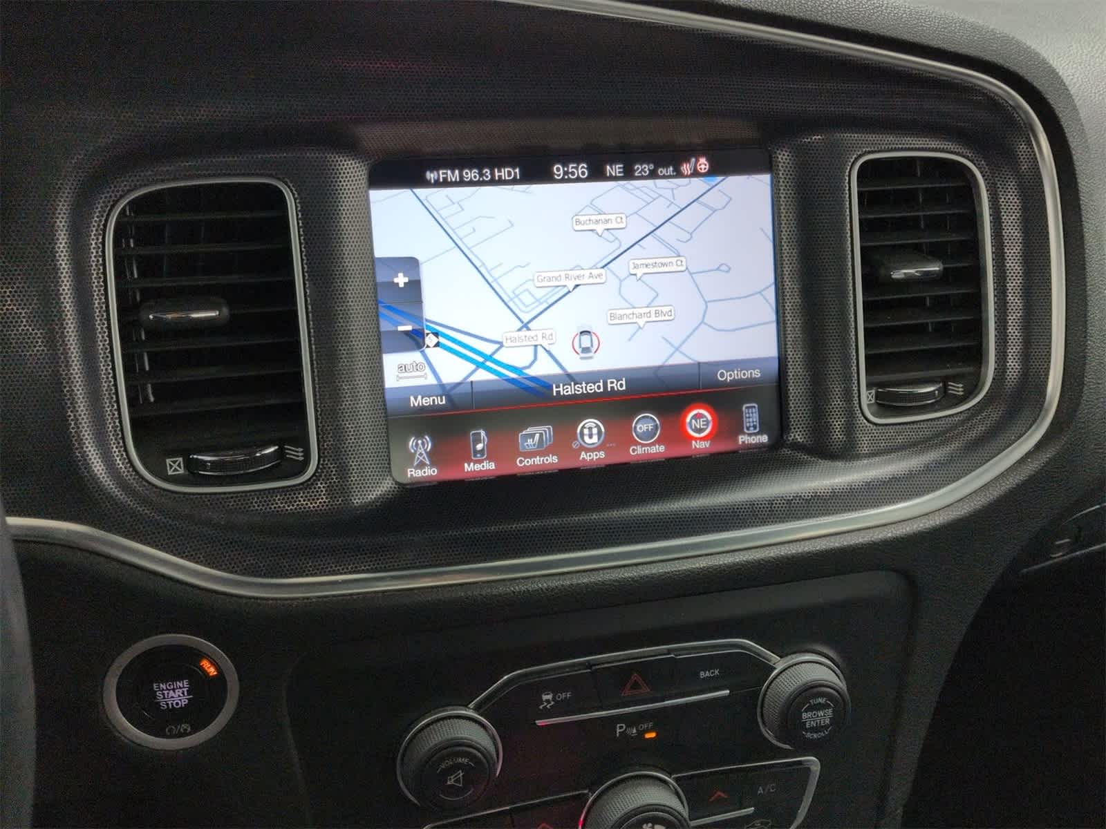 Thumbnail: 2016 Dodge Charger - 29