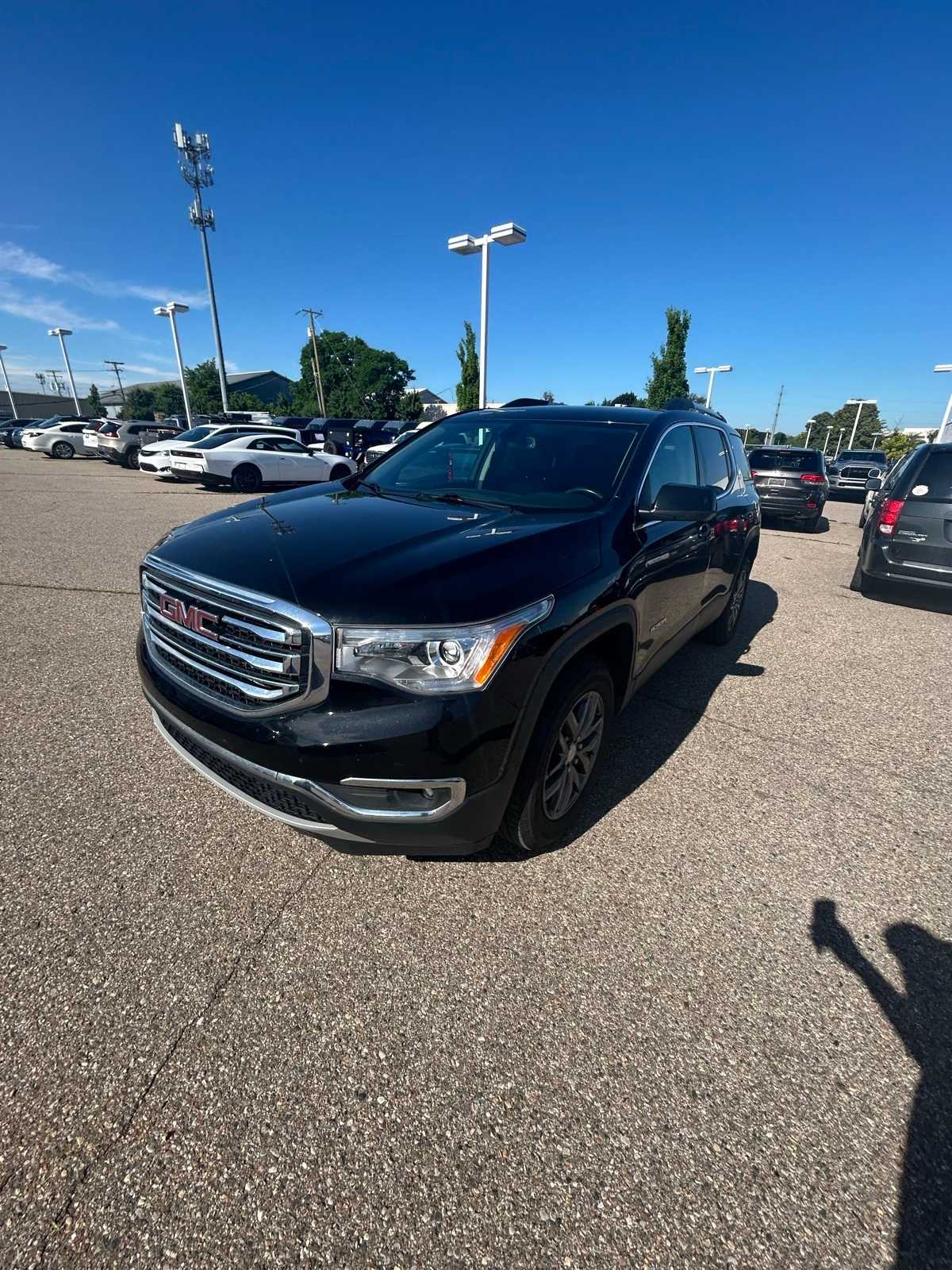 Thumbnail: 2019 GMC Acadia - 2