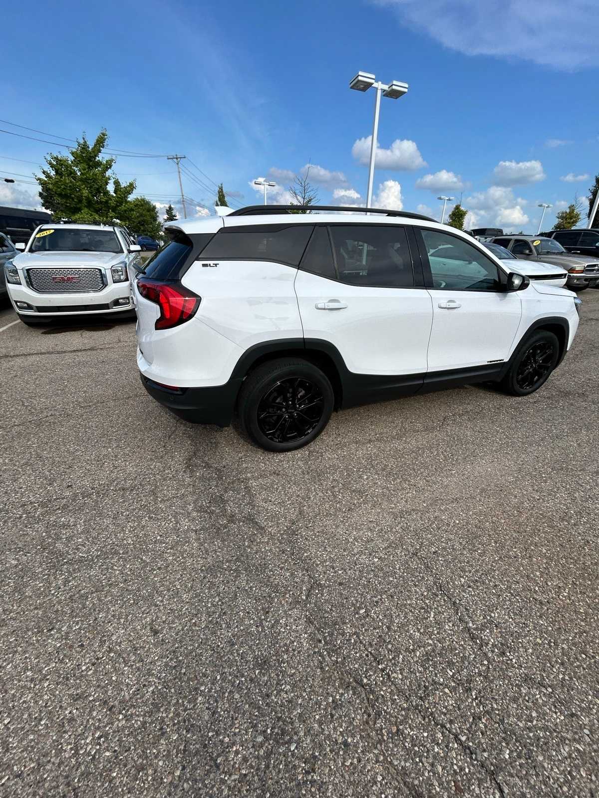 Thumbnail: 2019 GMC Terrain - 12