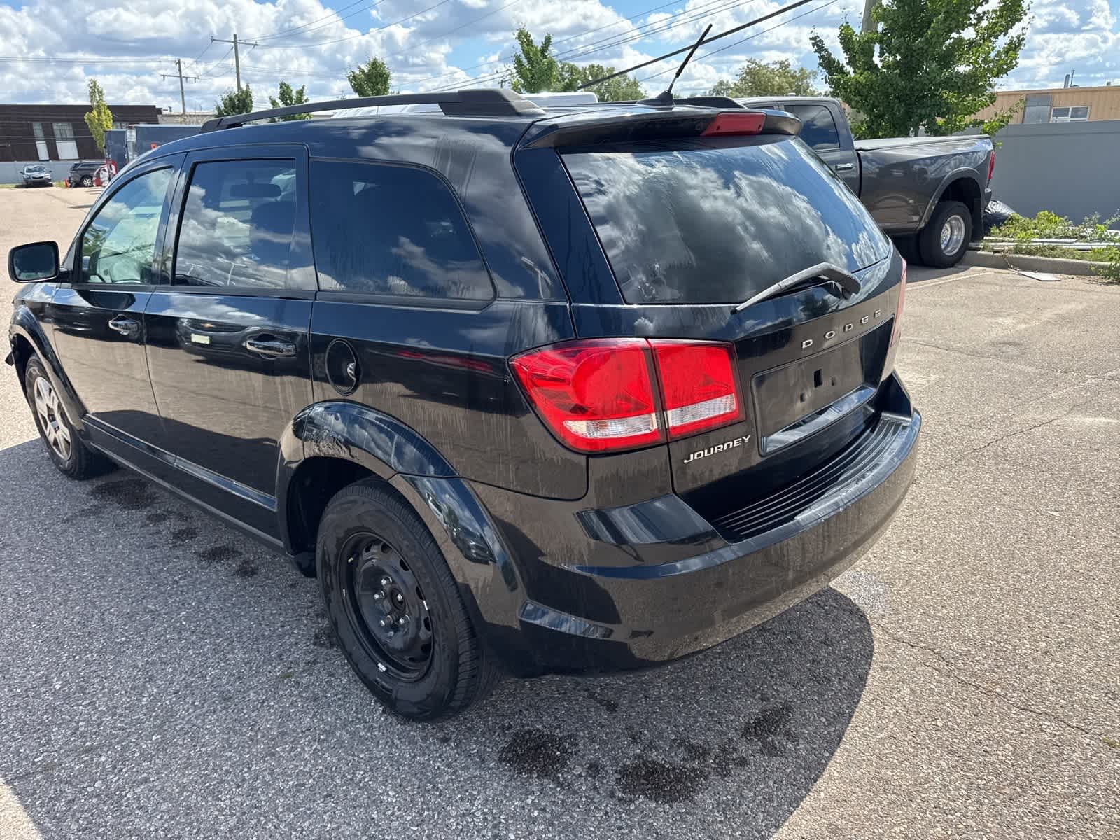 Thumbnail: 2012 Dodge Journey - 23