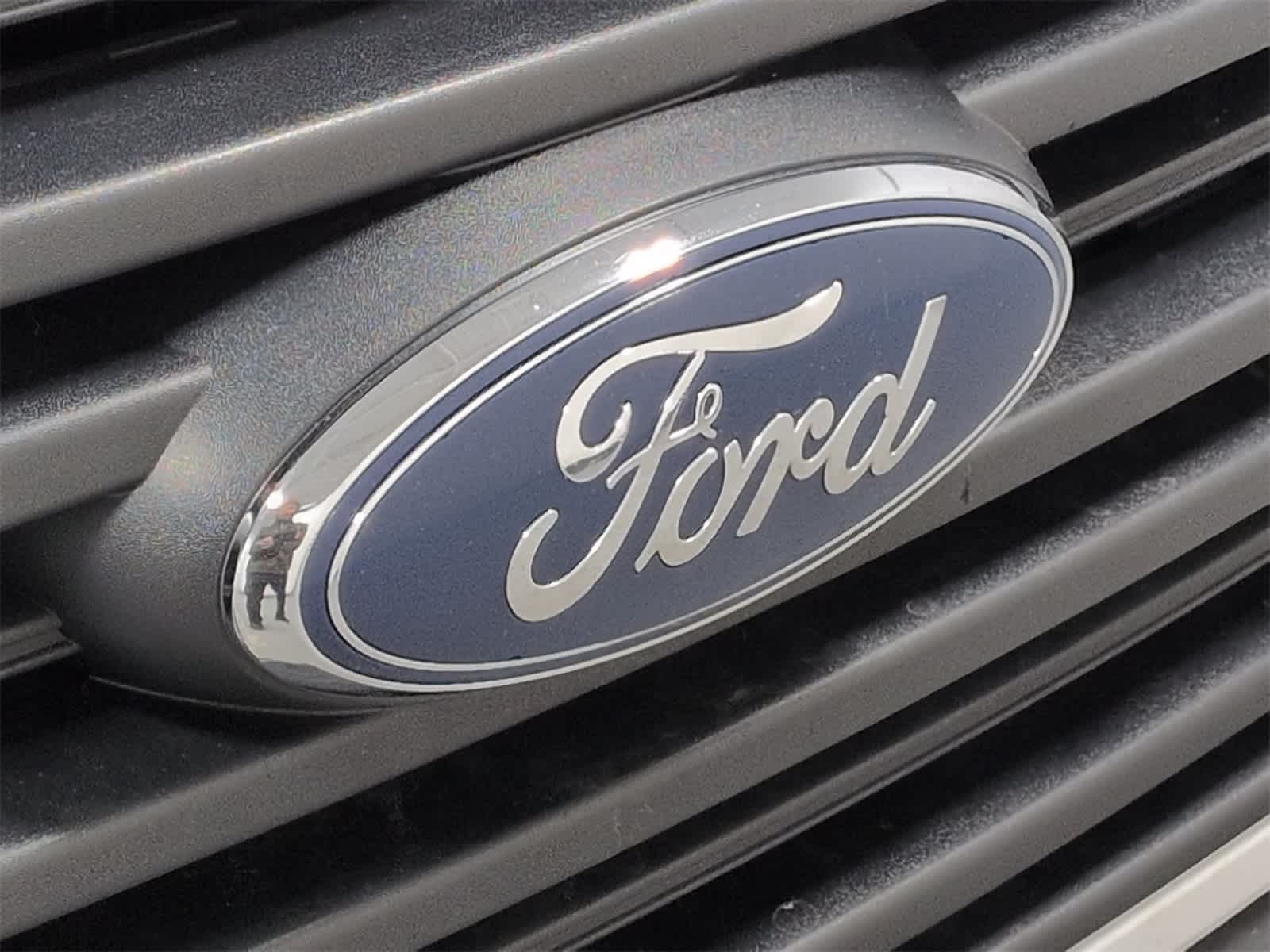 Thumbnail: 2019 Ford Transit Series - 13
