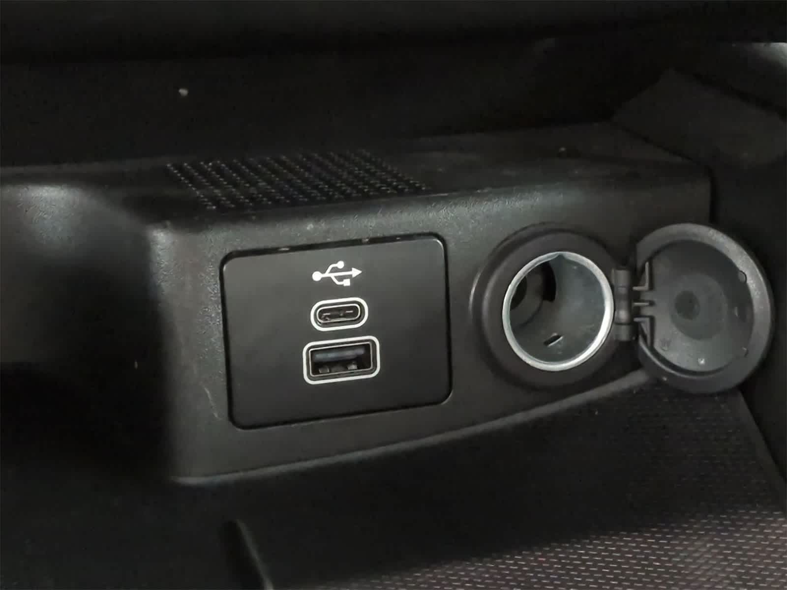 Thumbnail: 2025 Ford Escape - 31