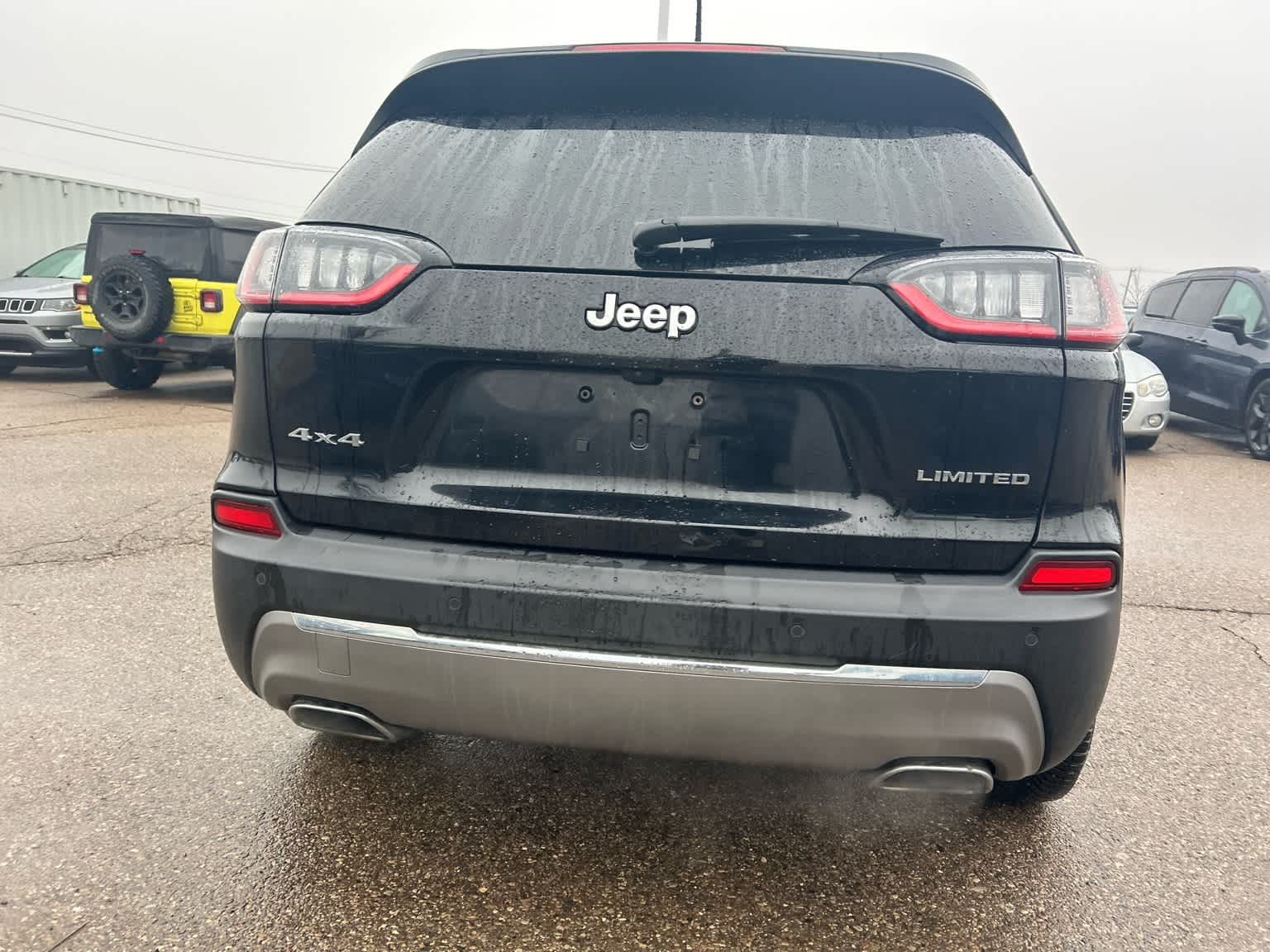 Thumbnail: 2021 Jeep Cherokee - 20