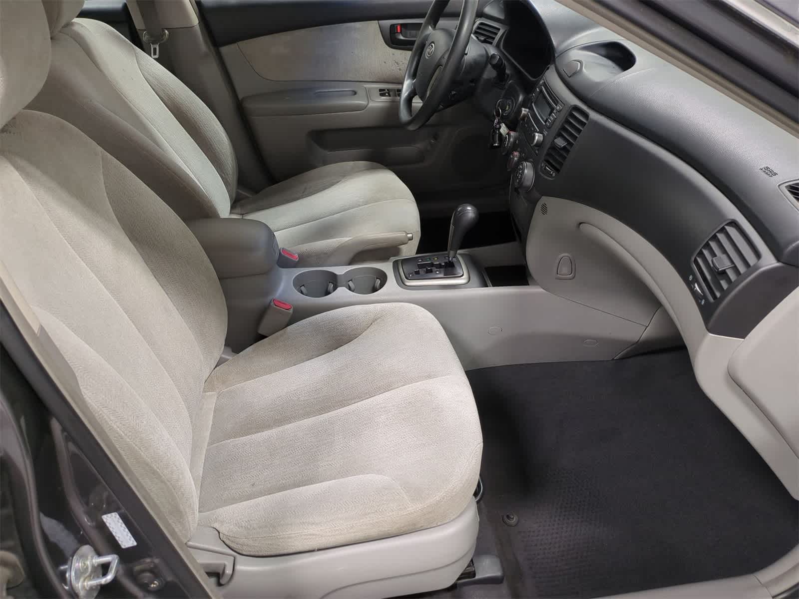 Thumbnail: 2008 Kia Optima - 21