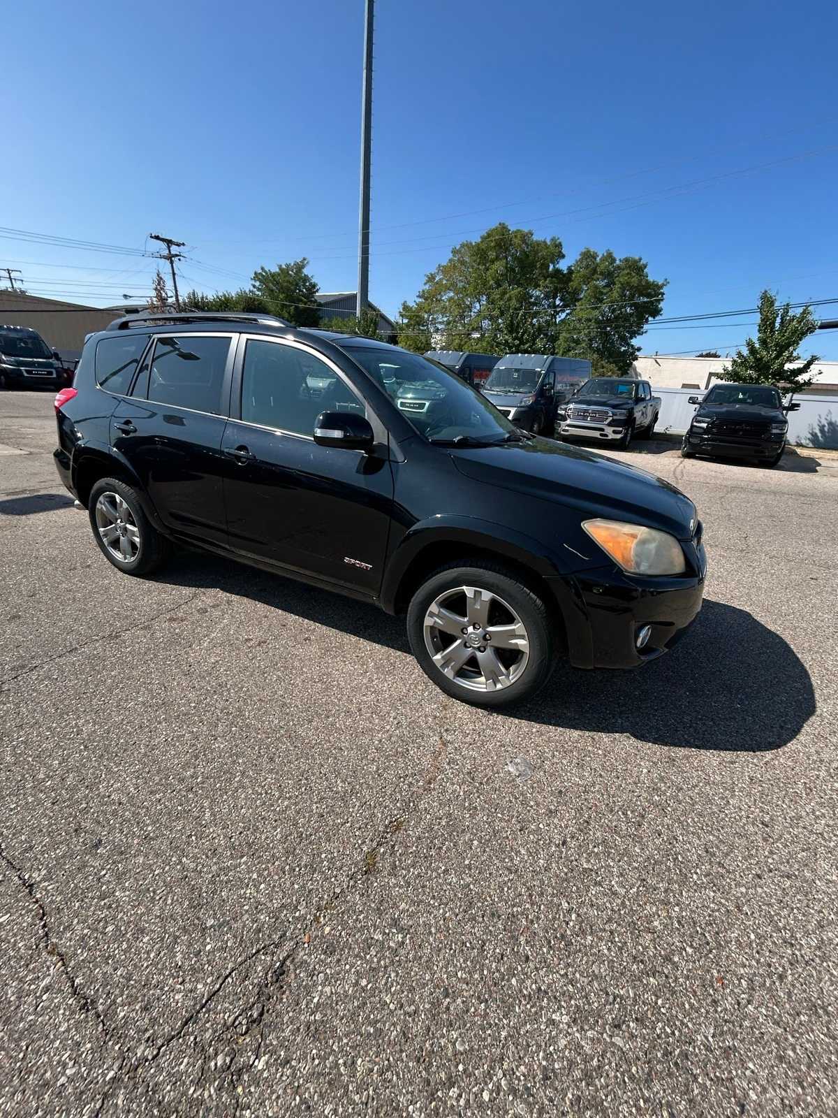 Thumbnail: 2010 Toyota RAV4 - 7