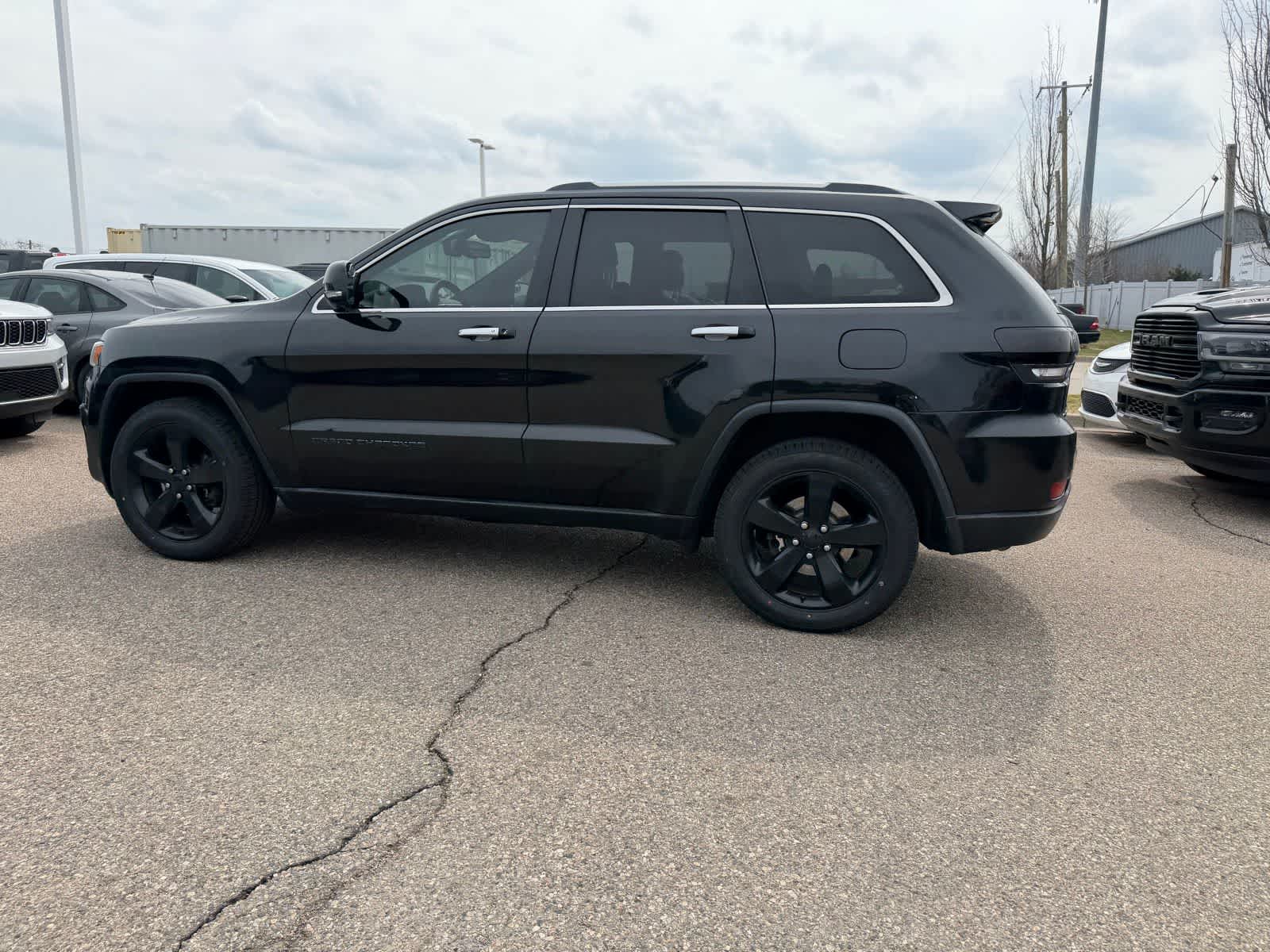 Thumbnail: 2014 Jeep Grand Cherokee - 32