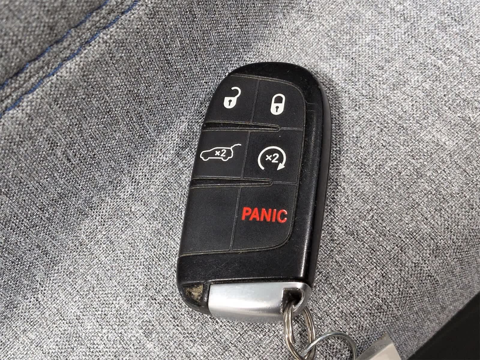 Thumbnail: 2025 Jeep Compass - 34