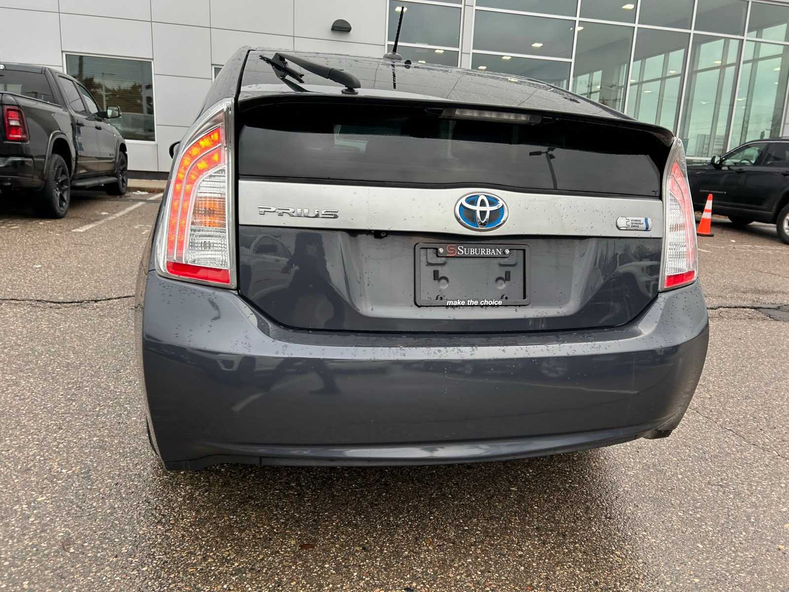 Thumbnail: 2015 Toyota Prius - 20