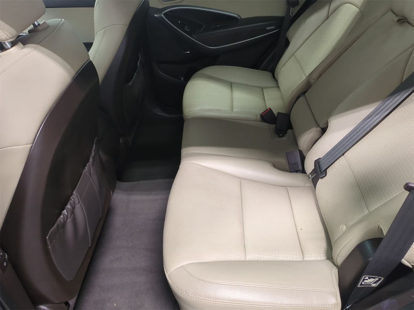 Thumbnail: 2014 Hyundai Santa Fe - 21