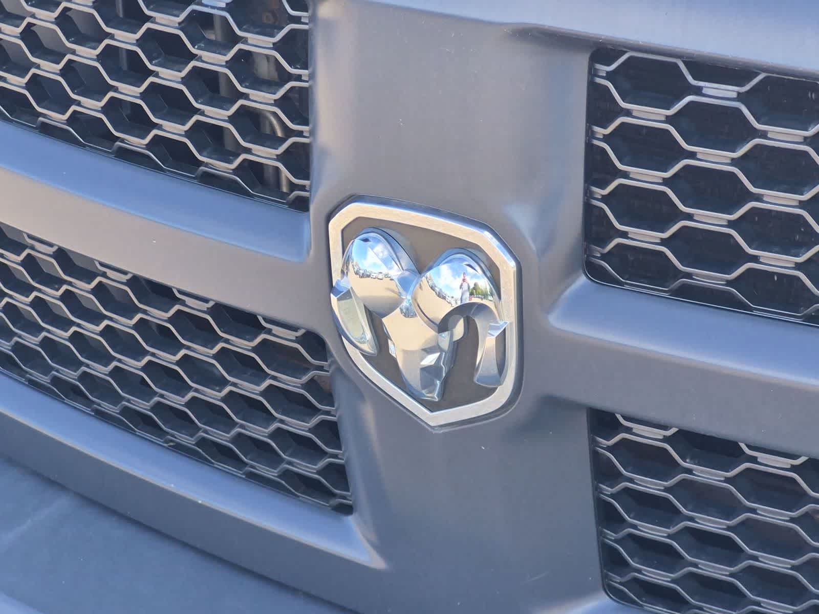 Thumbnail: 2015 RAM 1500 - 19