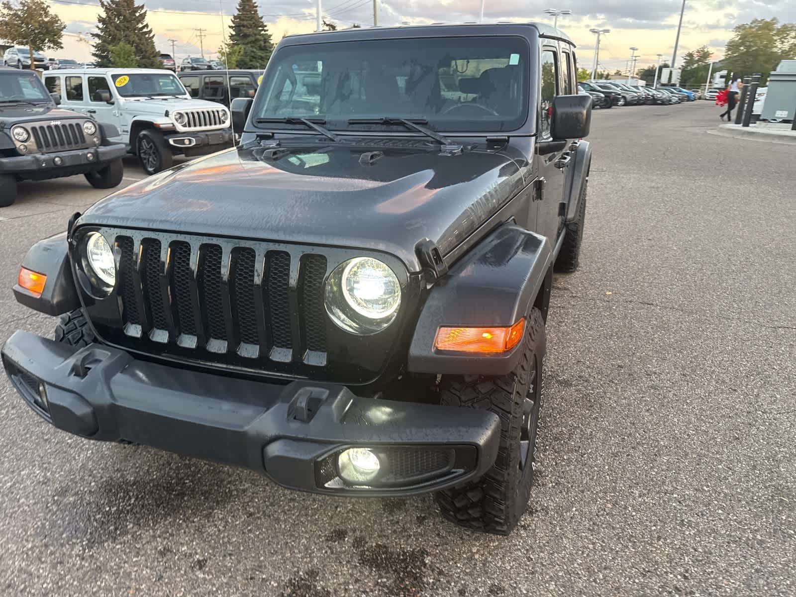 Thumbnail: 2023 Jeep Wrangler - 3