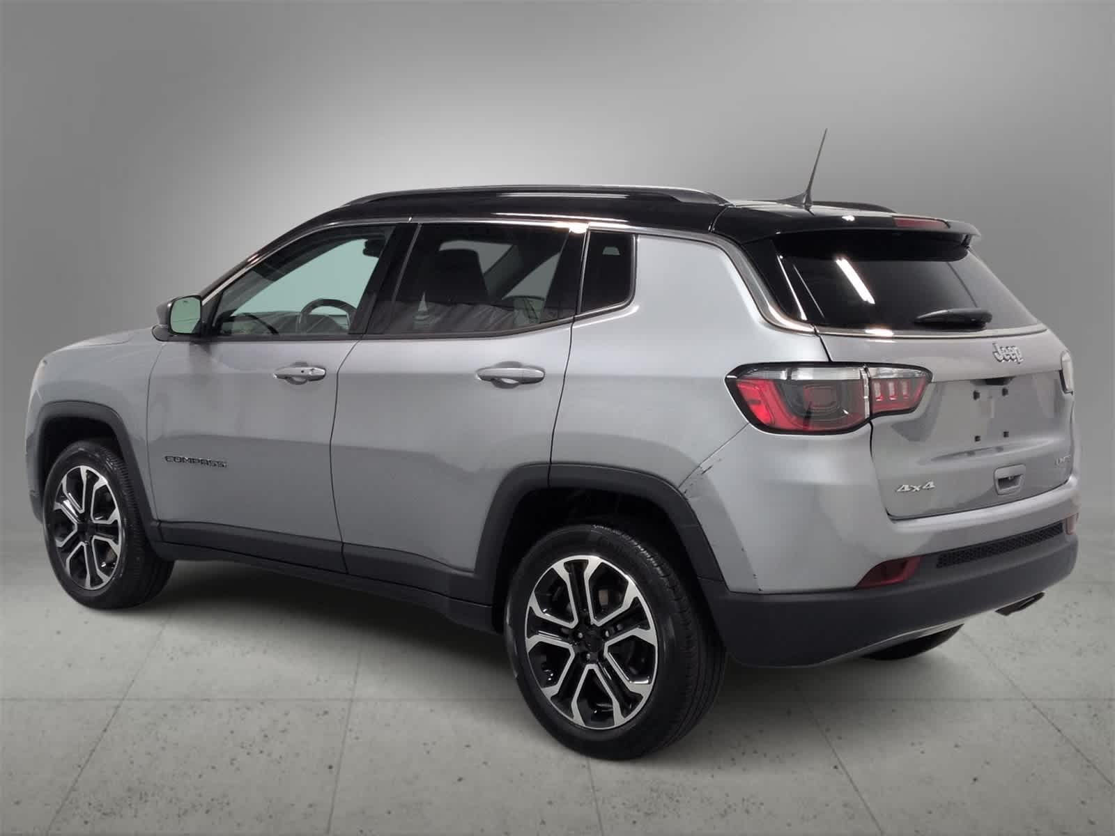 Thumbnail: 2022 Jeep Compass - 6