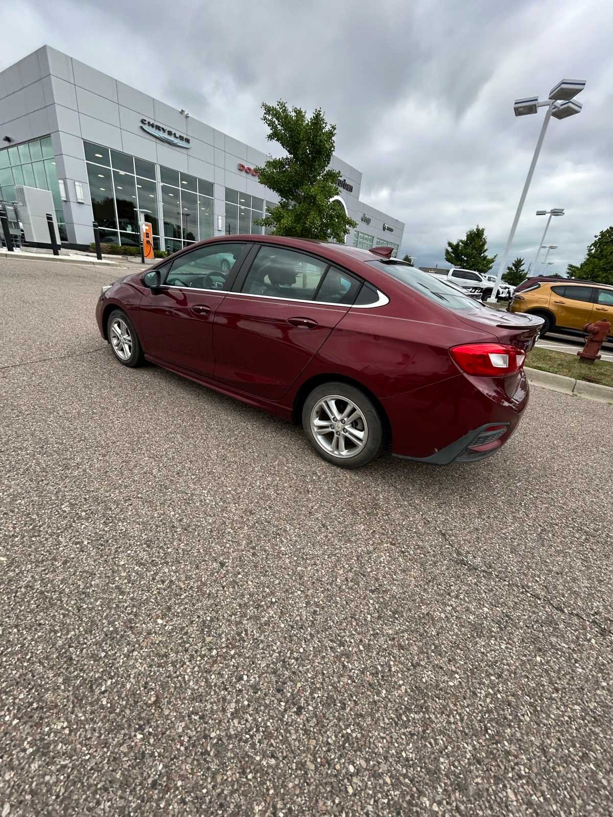 Thumbnail: 2016 Chevrolet Cruze - 20
