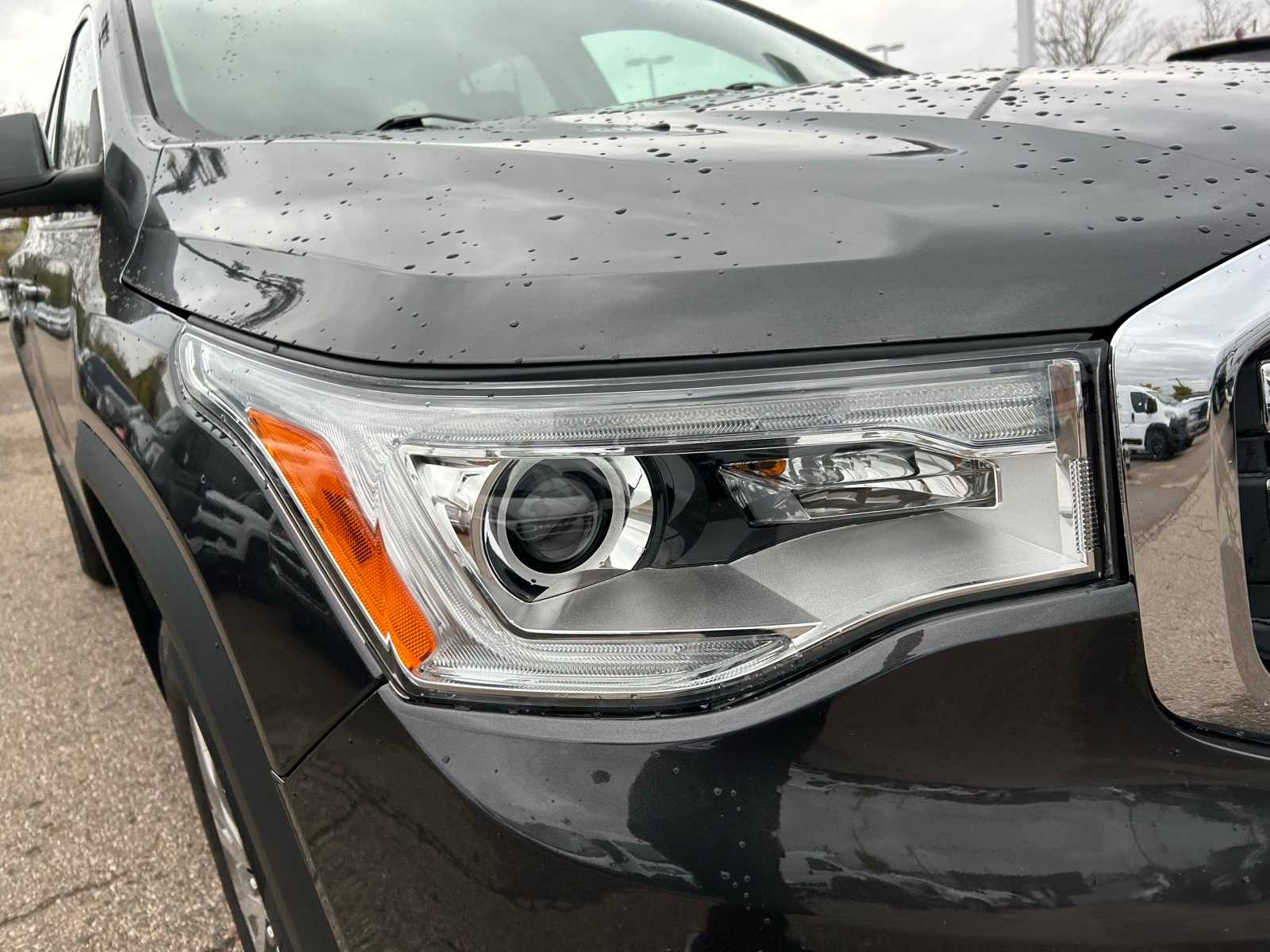 Thumbnail: 2017 GMC Acadia - 26