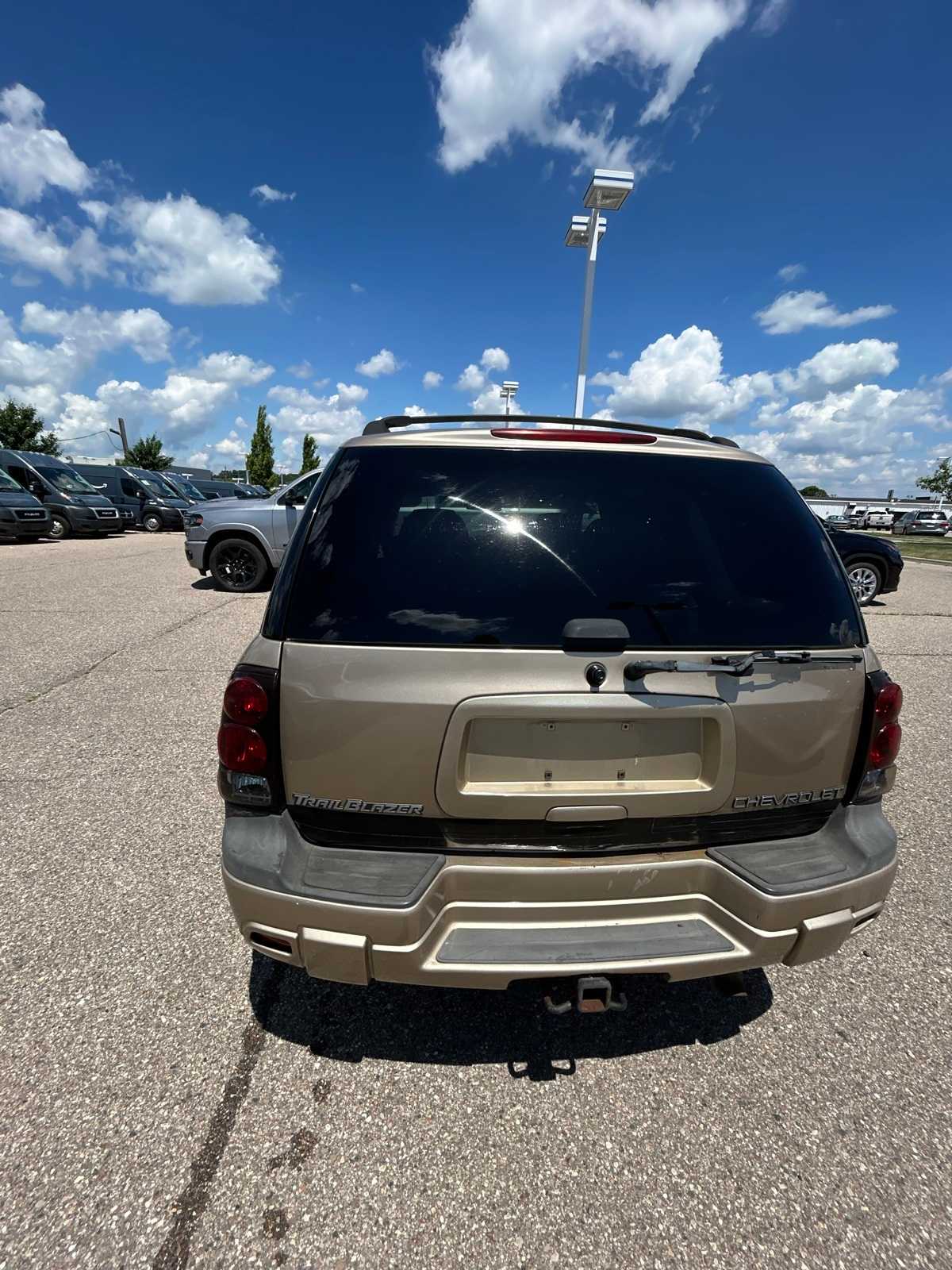 Thumbnail: 2004 Chevrolet TrailBlazer - 20