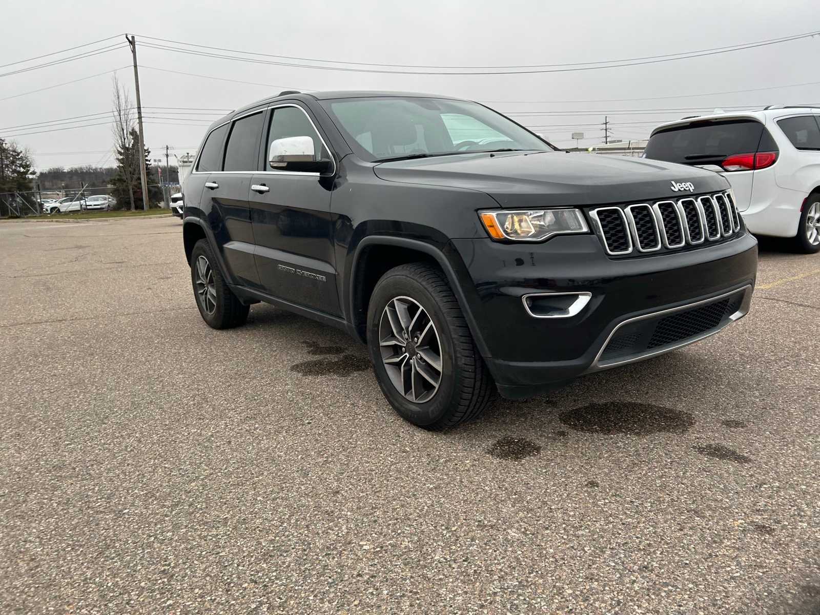 Thumbnail: 2019 Jeep Grand Cherokee - 9