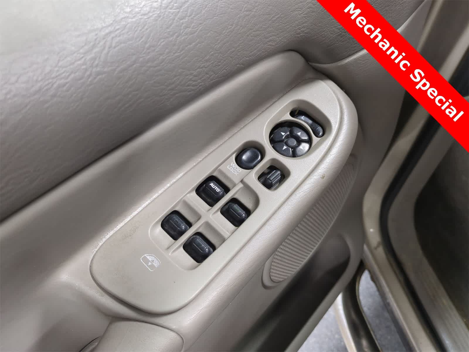 Thumbnail: 2004 Dodge Ram 1500 - 18