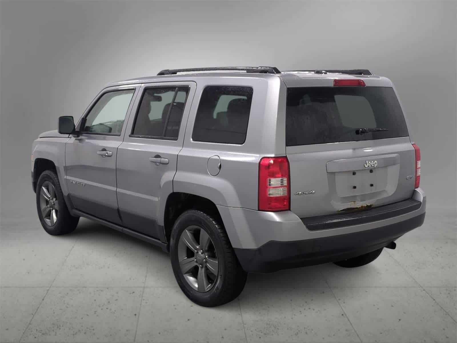 Thumbnail: 2015 Jeep Patriot - 6