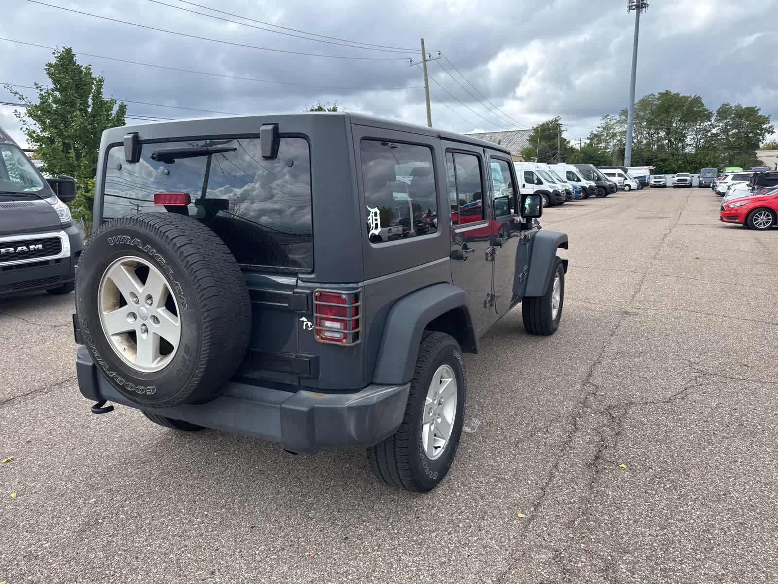 Thumbnail: 2017 Jeep Wrangler - 20