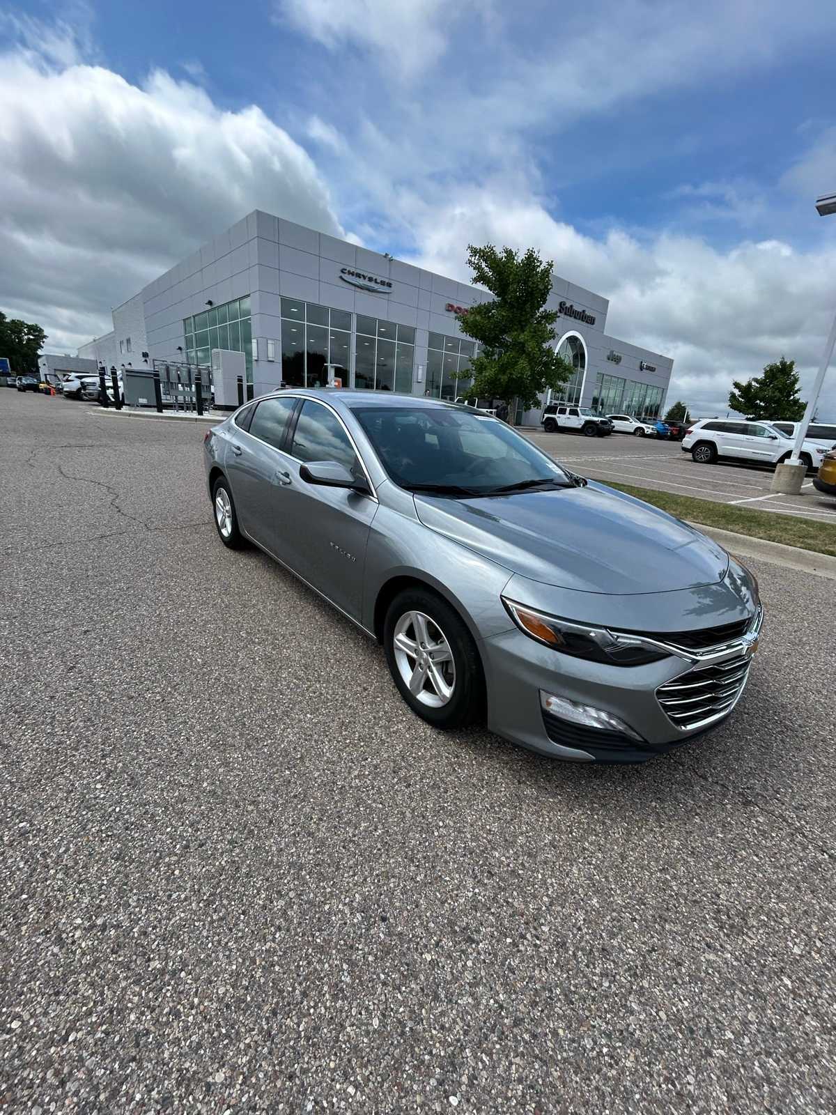 Thumbnail: 2024 Chevrolet Malibu - 6
