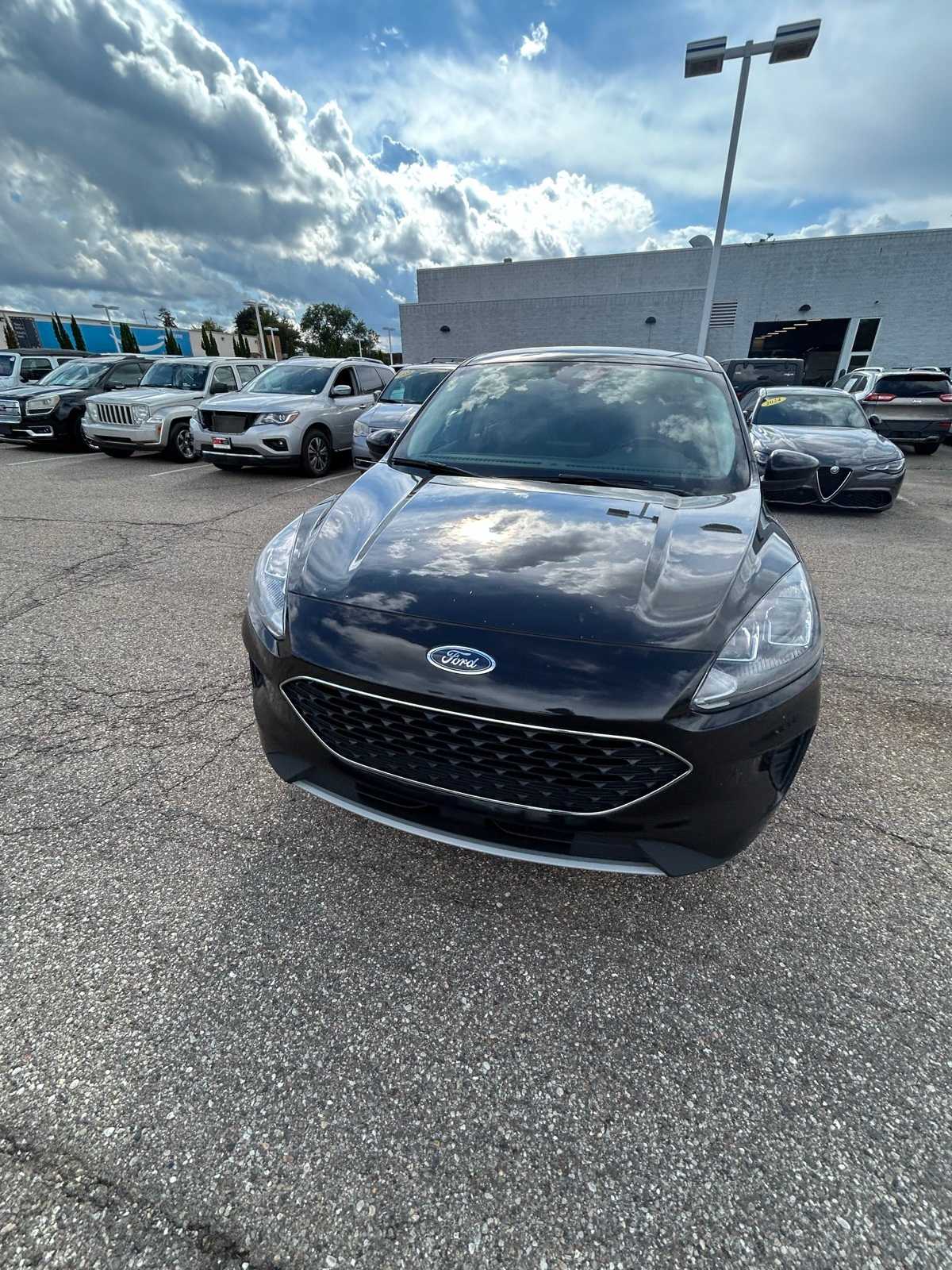 Thumbnail: 2021 Ford Escape - 2