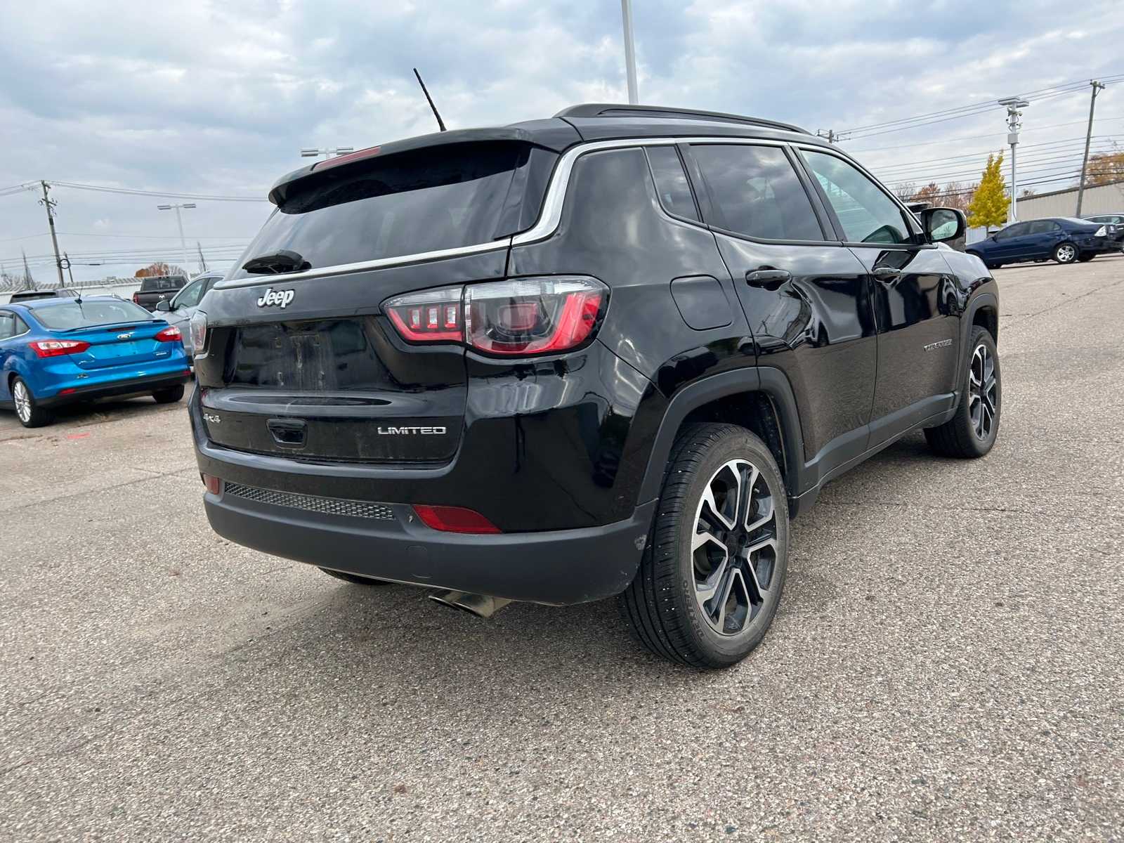 Thumbnail: 2022 Jeep Compass - 14