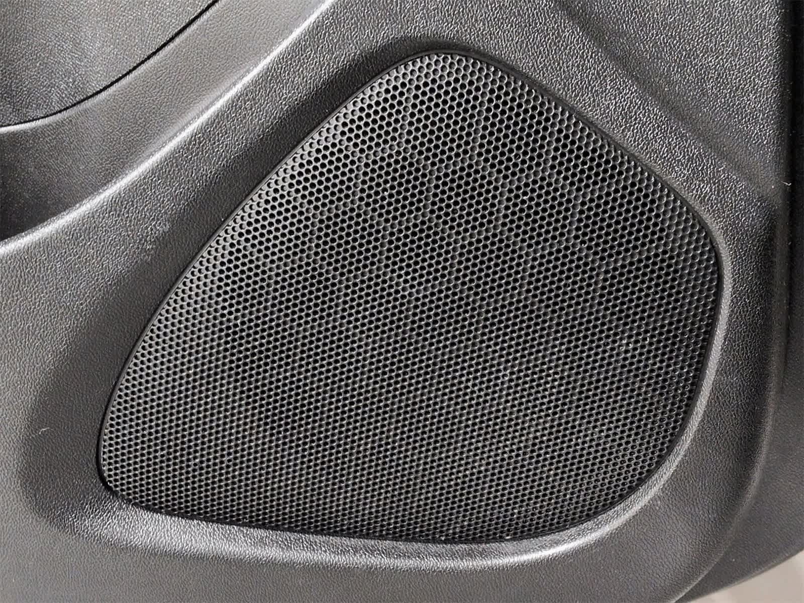 Thumbnail: 2023 Chevrolet Malibu - 30