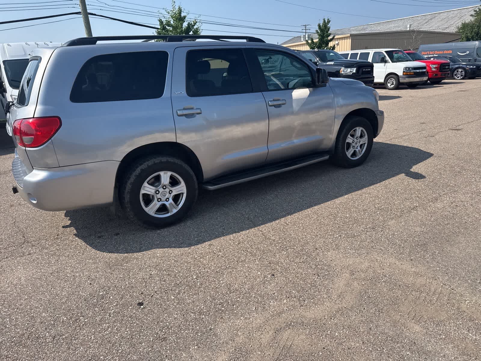 Thumbnail: 2009 Toyota Sequoia - 14